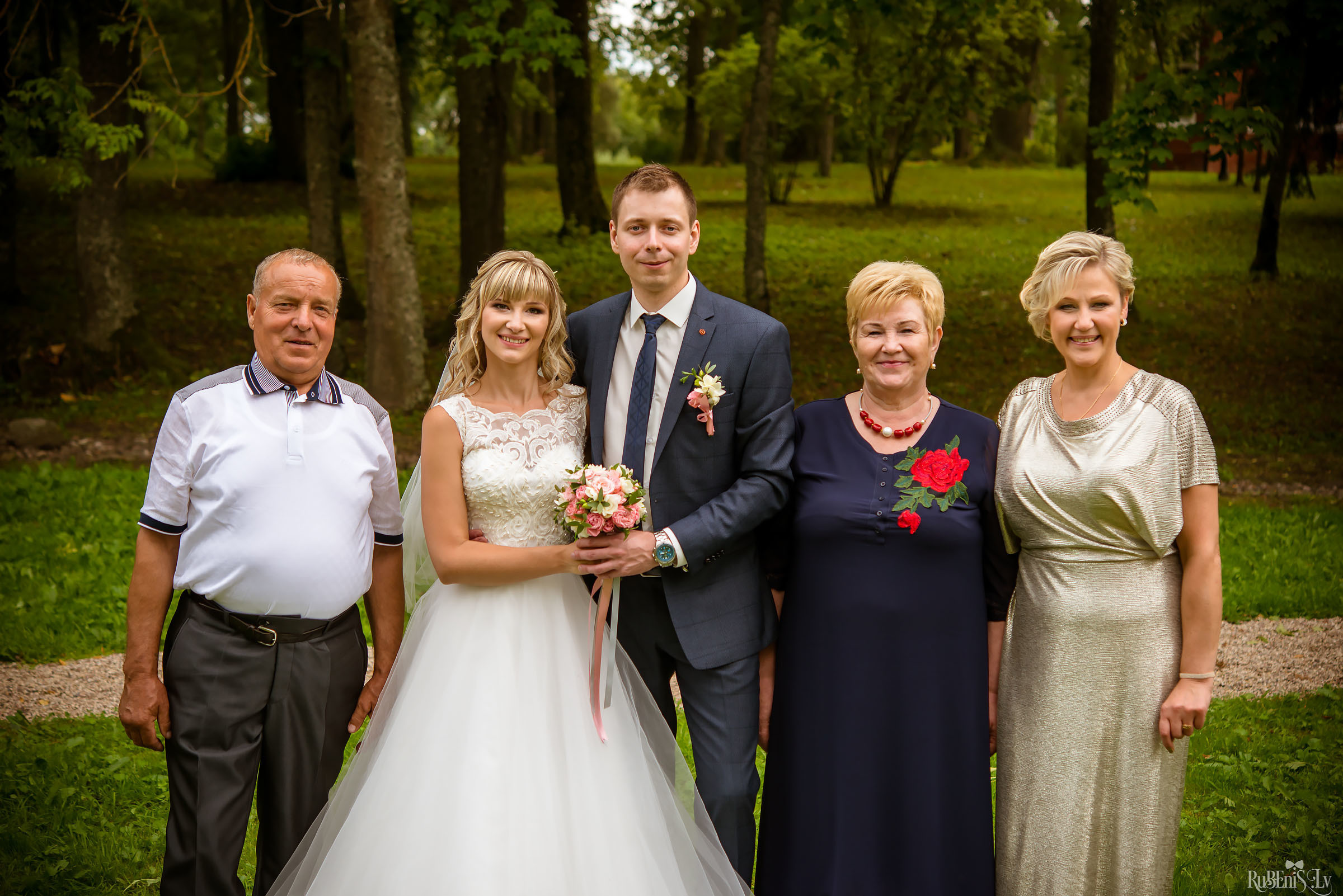 Ольга и Вадим. Фотограф Ромуальд Рубенис и Артемий Сташанс