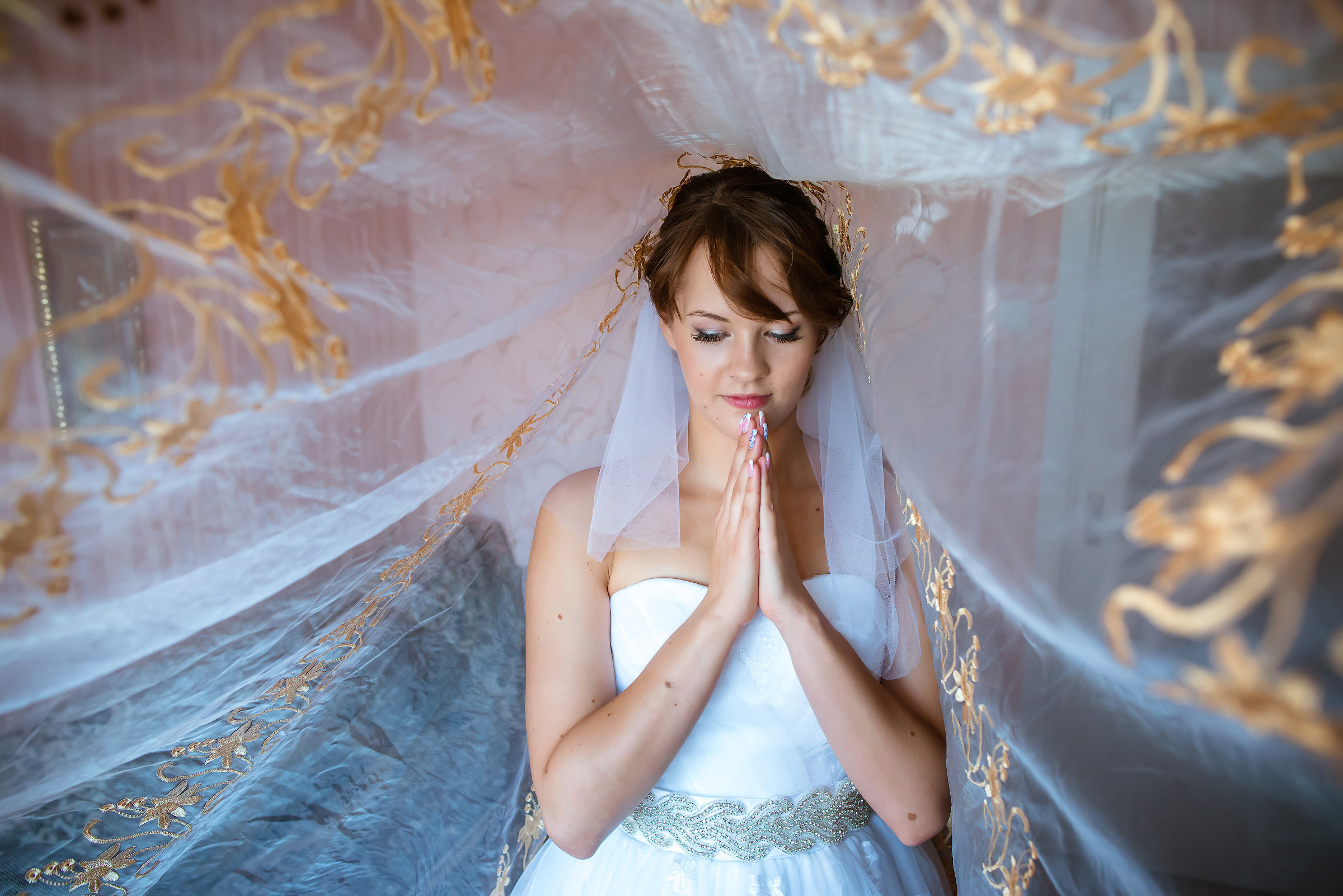 Съемка свадьбы в Ротко Центре. Фотограф Ромуальд Рубенис и Артемий Сташанс