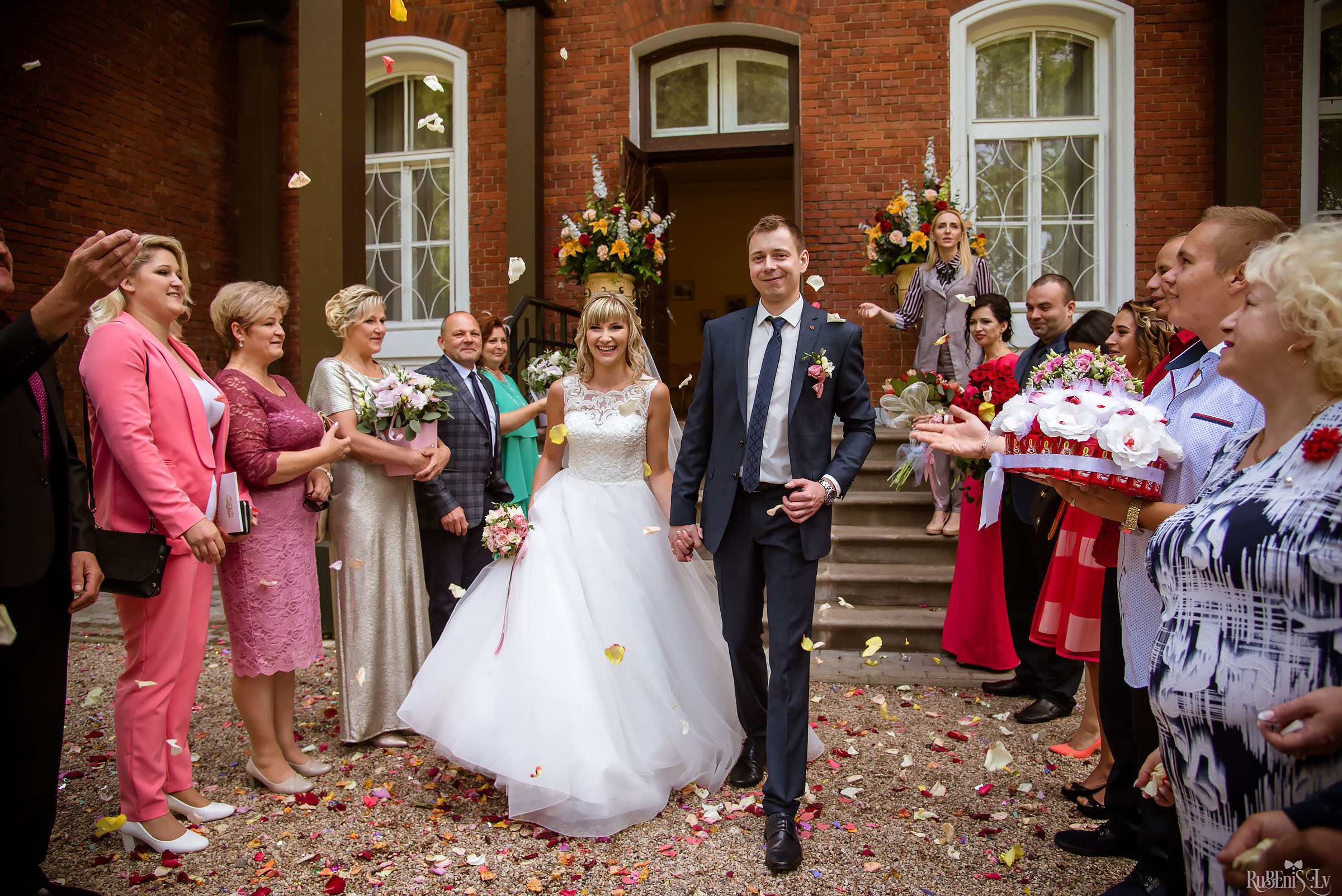 Ольга и Вадим. Фотограф Ромуальд Рубенис и Артемий Сташанс