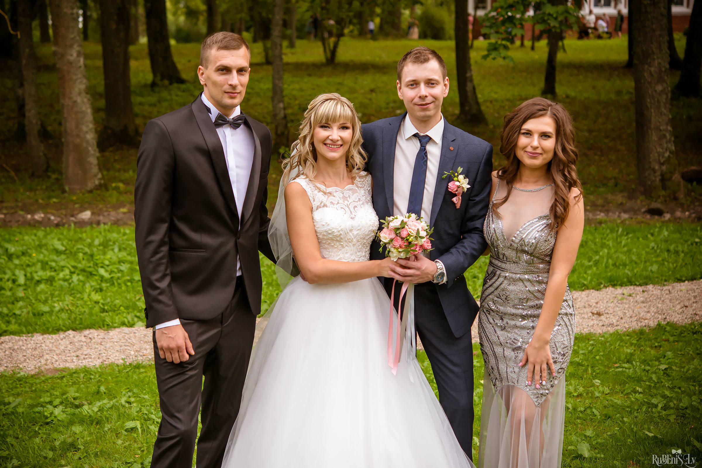 Ольга и Вадим. Фотограф Ромуальд Рубенис и Артемий Сташанс