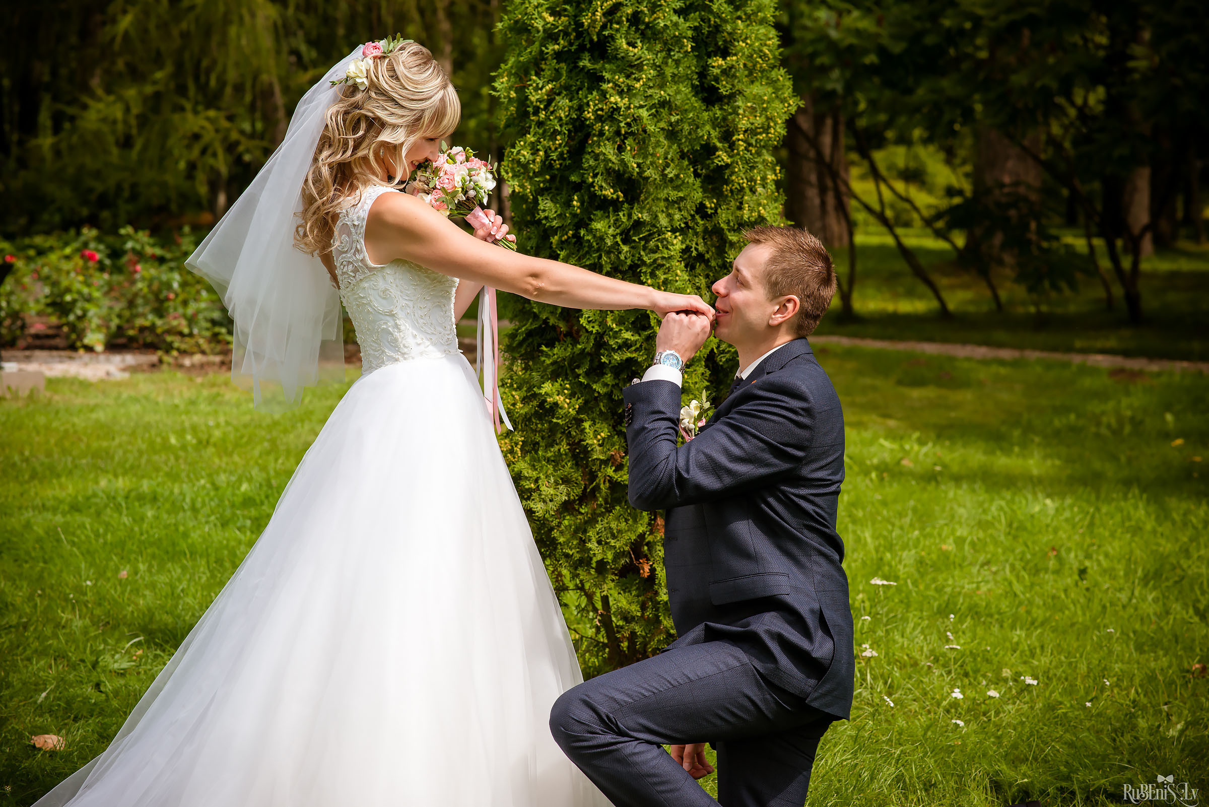 Ольга и Вадим. Фотограф Ромуальд Рубенис и Артемий Сташанс