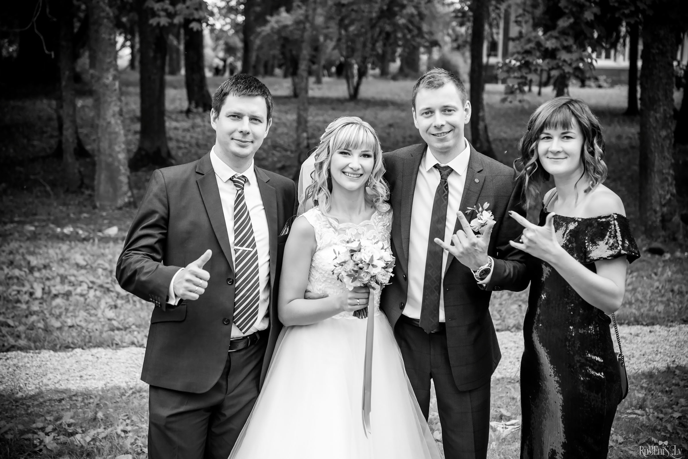 Ольга и Вадим. Фотограф Ромуальд Рубенис и Артемий Сташанс