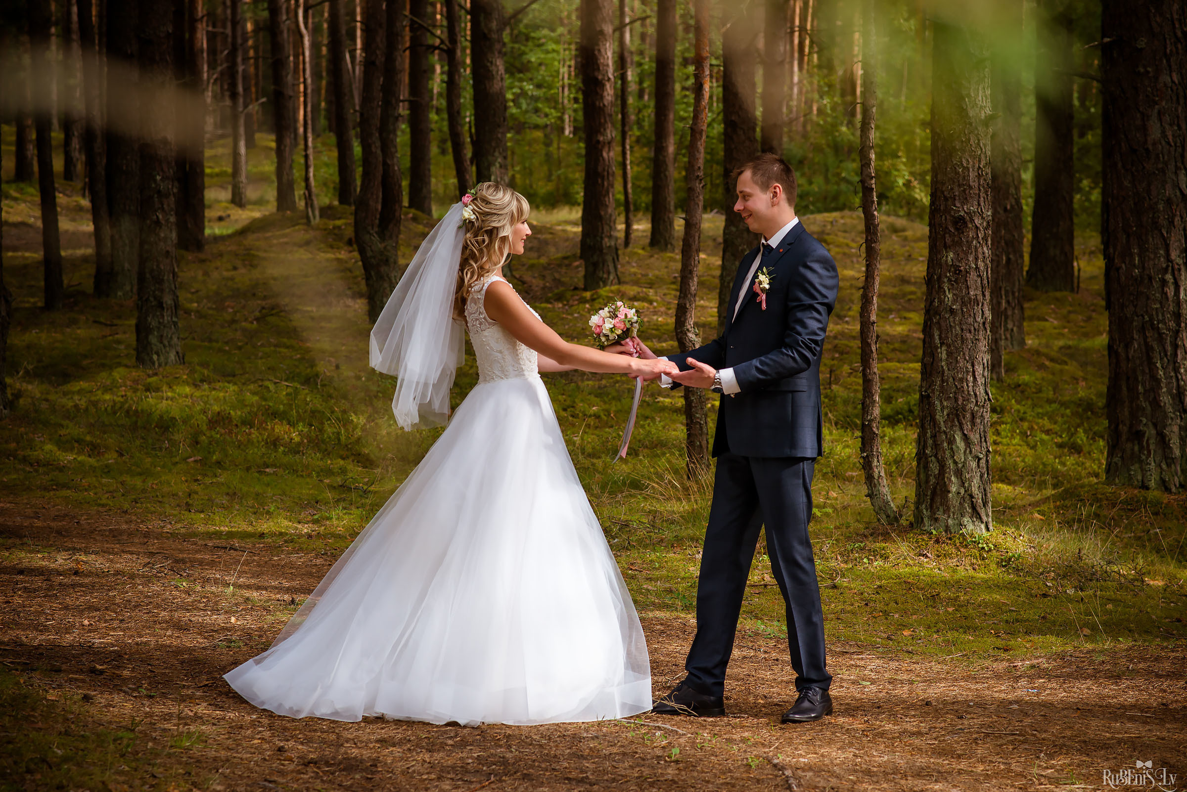 Vadims un Olga. Fotogrāfs Romualds Rubenis un Artemijs Stašāns