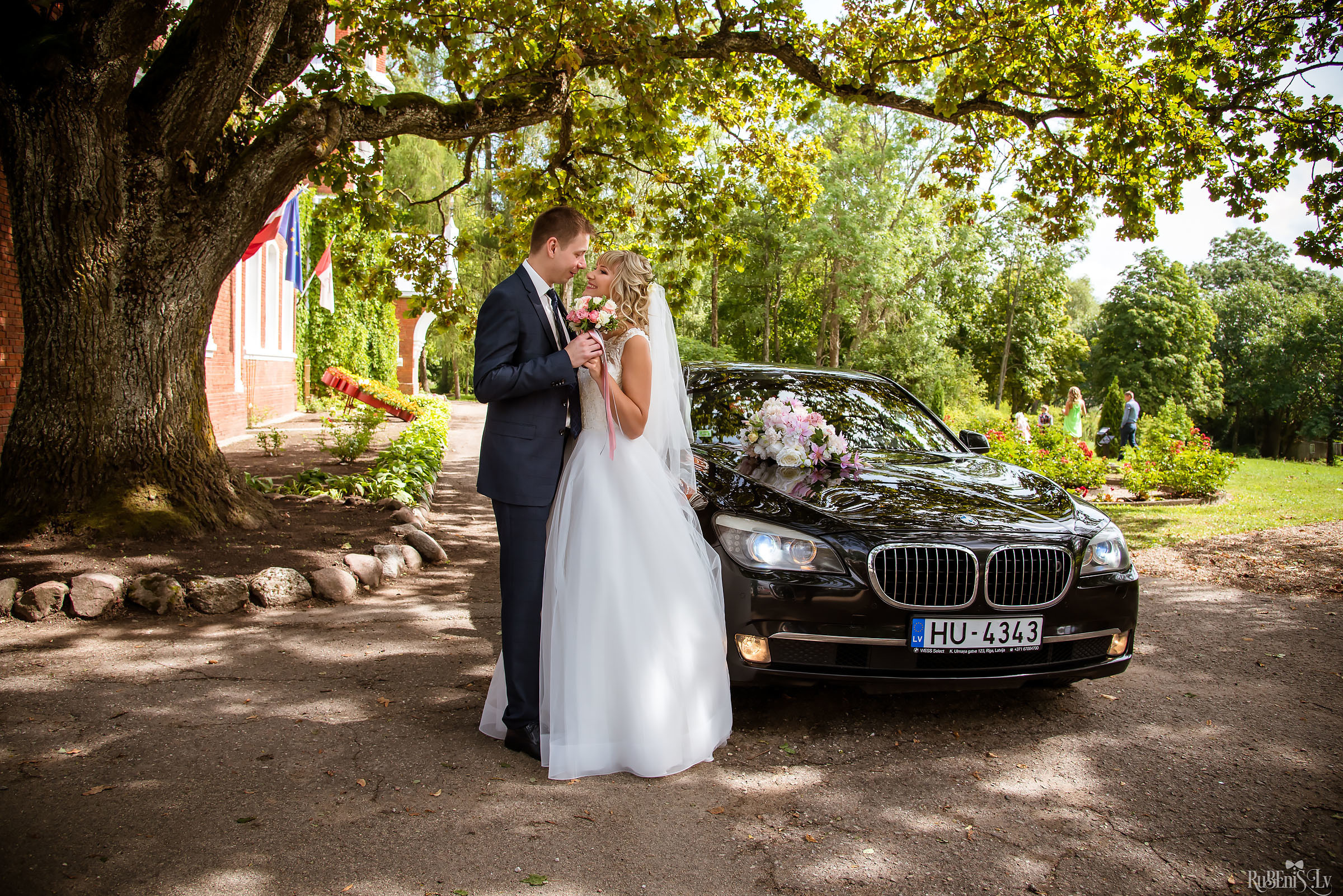 Ольга и Вадим. Фотограф Ромуальд Рубенис и Артемий Сташанс