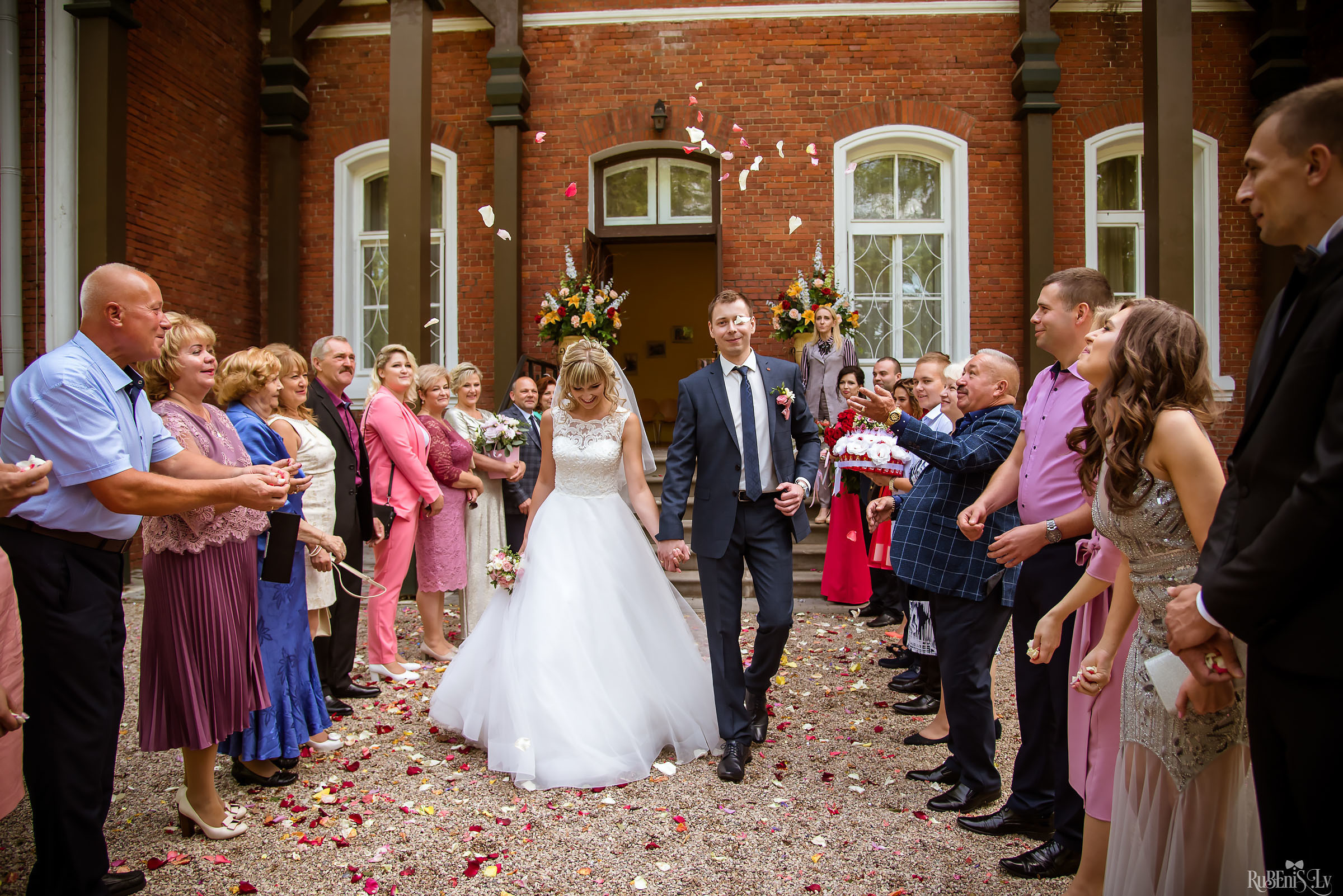 Ольга и Вадим. Фотограф Ромуальд Рубенис и Артемий Сташанс