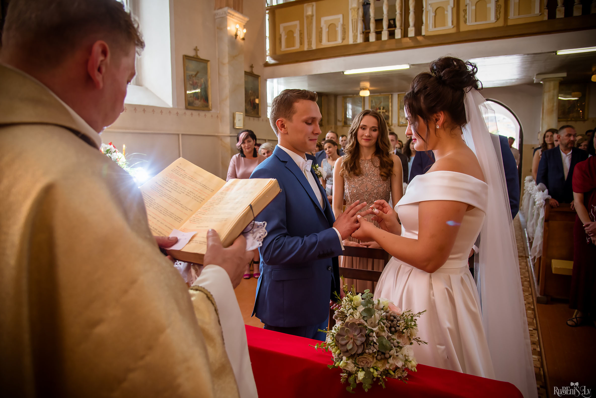 Veronika un Ivars. Fotogrāfs Romualds Rubenis un Artemijs Stašāns