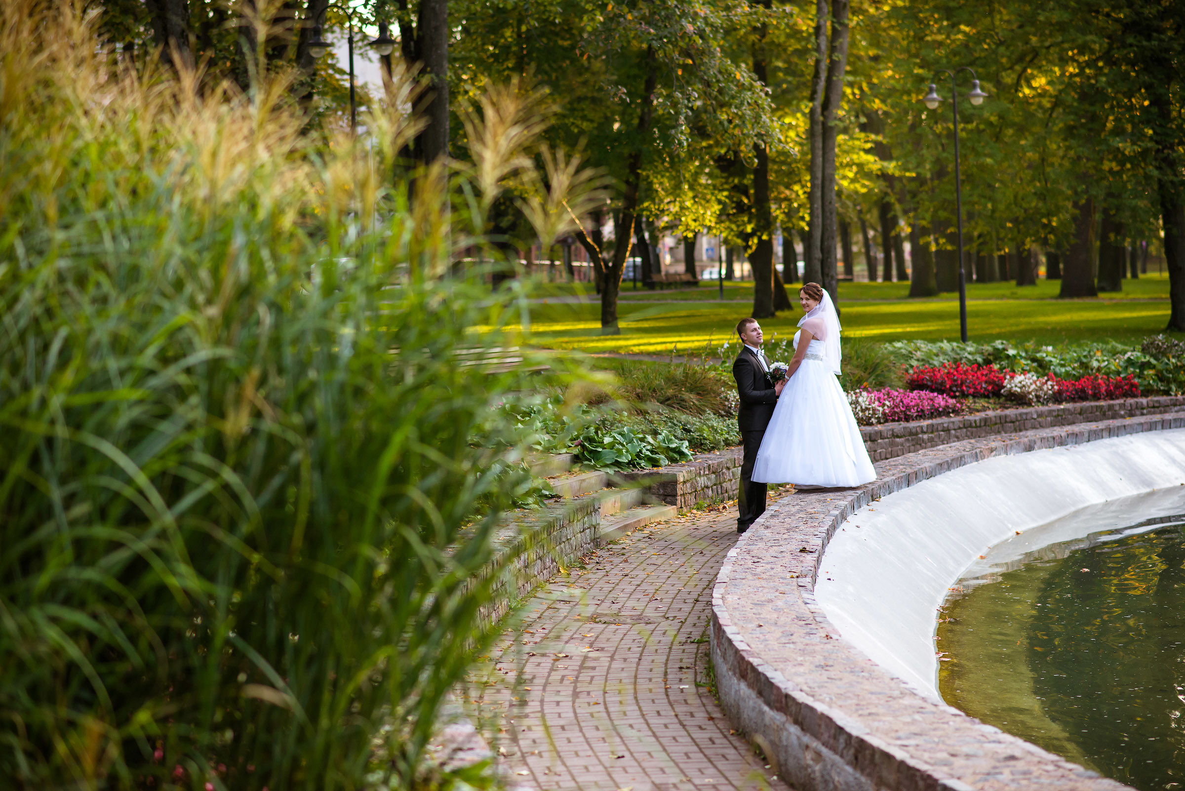 Съемка свадьбы в Ротко Центре. Фотограф Ромуальд Рубенис и Артемий Сташанс