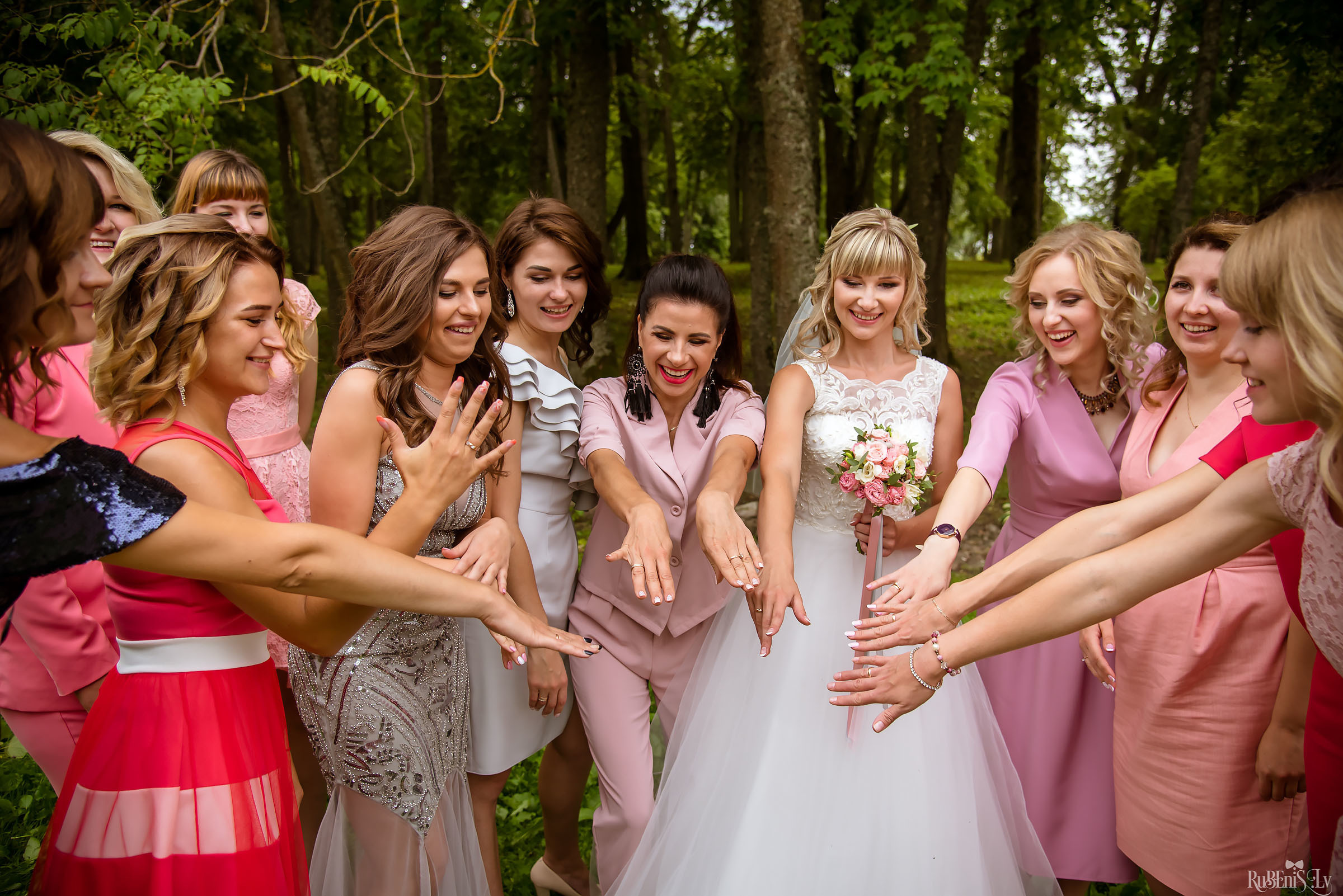 Ольга и Вадим. Фотограф Ромуальд Рубенис и Артемий Сташанс