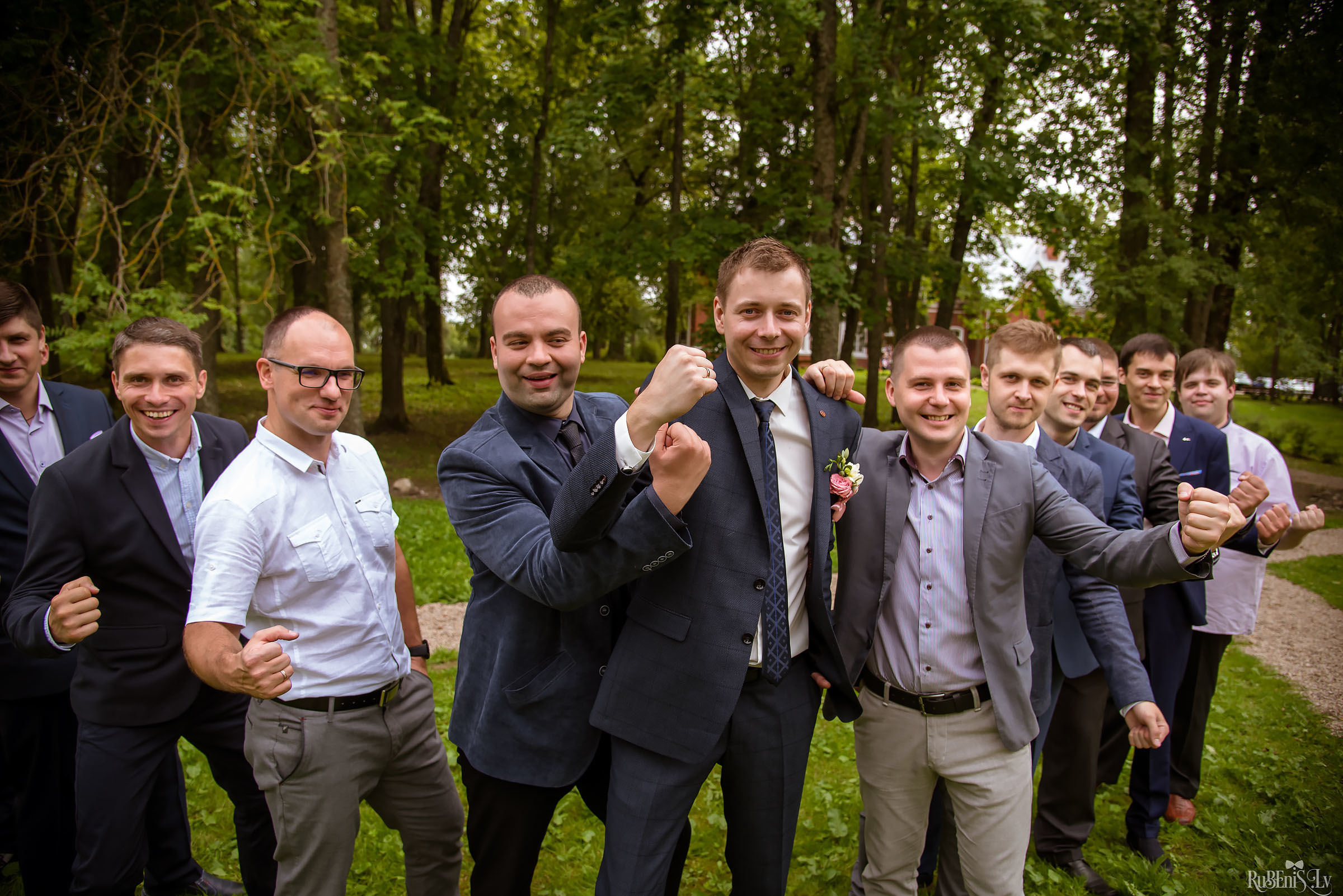 Ольга и Вадим. Фотограф Ромуальд Рубенис и Артемий Сташанс