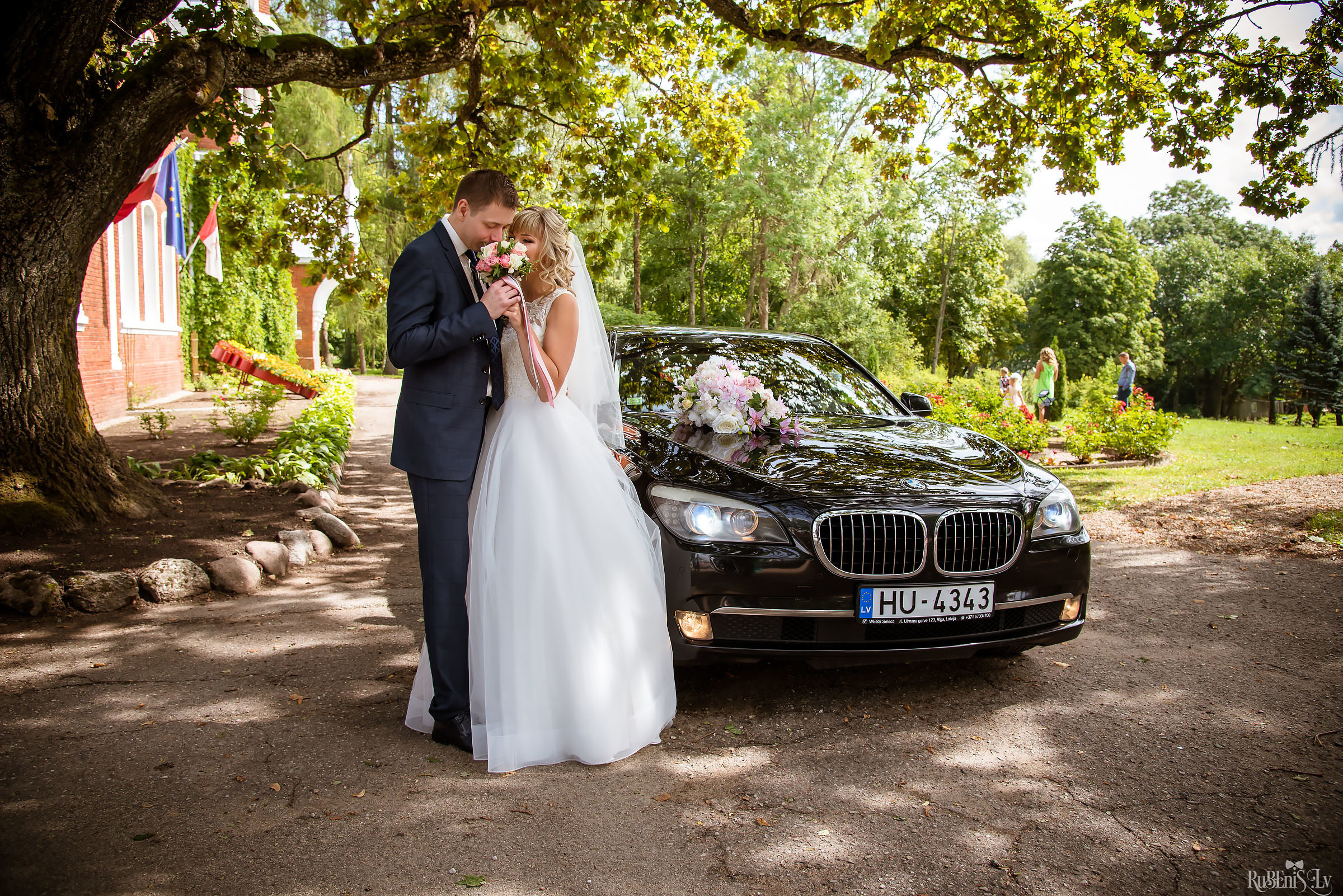 Ольга и Вадим. Фотограф Ромуальд Рубенис и Артемий Сташанс