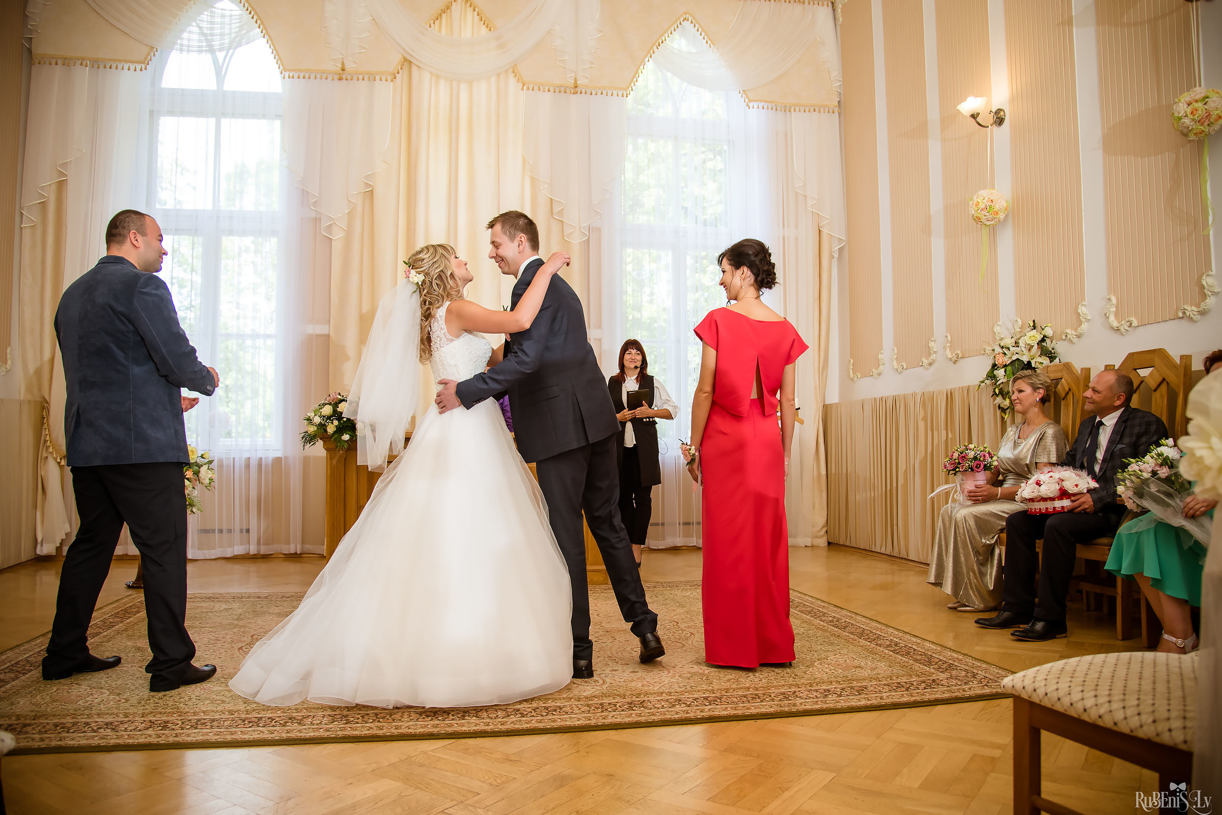 Ольга и Вадим. Фотограф Ромуальд Рубенис и Артемий Сташанс