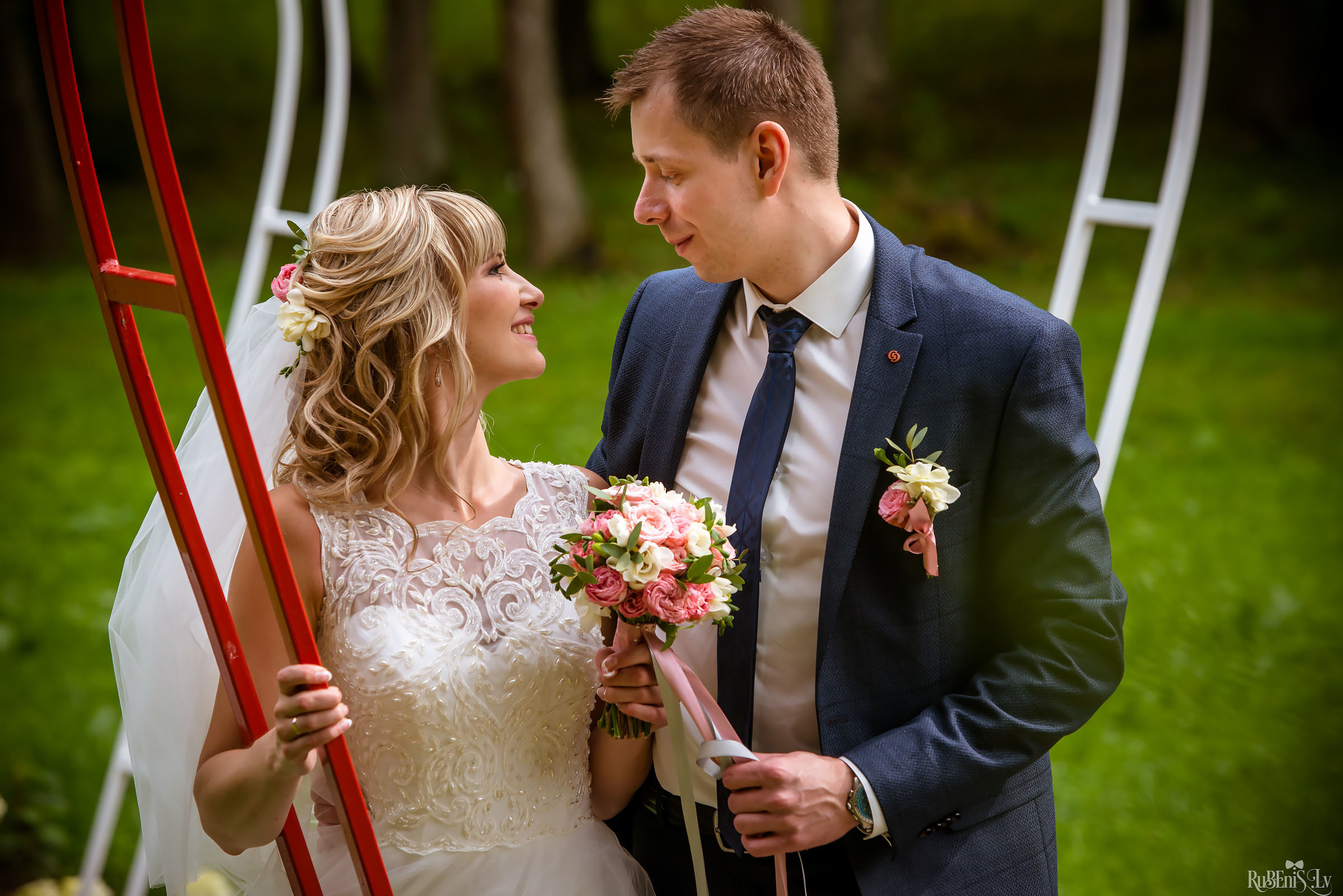 Vadims un Olga. Fotogrāfs Romualds Rubenis un Artemijs Stašāns