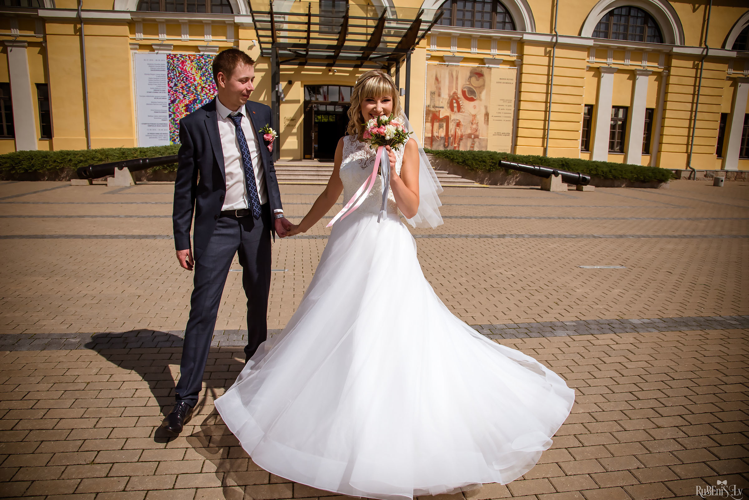Ольга и Вадим. Фотограф Ромуальд Рубенис и Артемий Сташанс