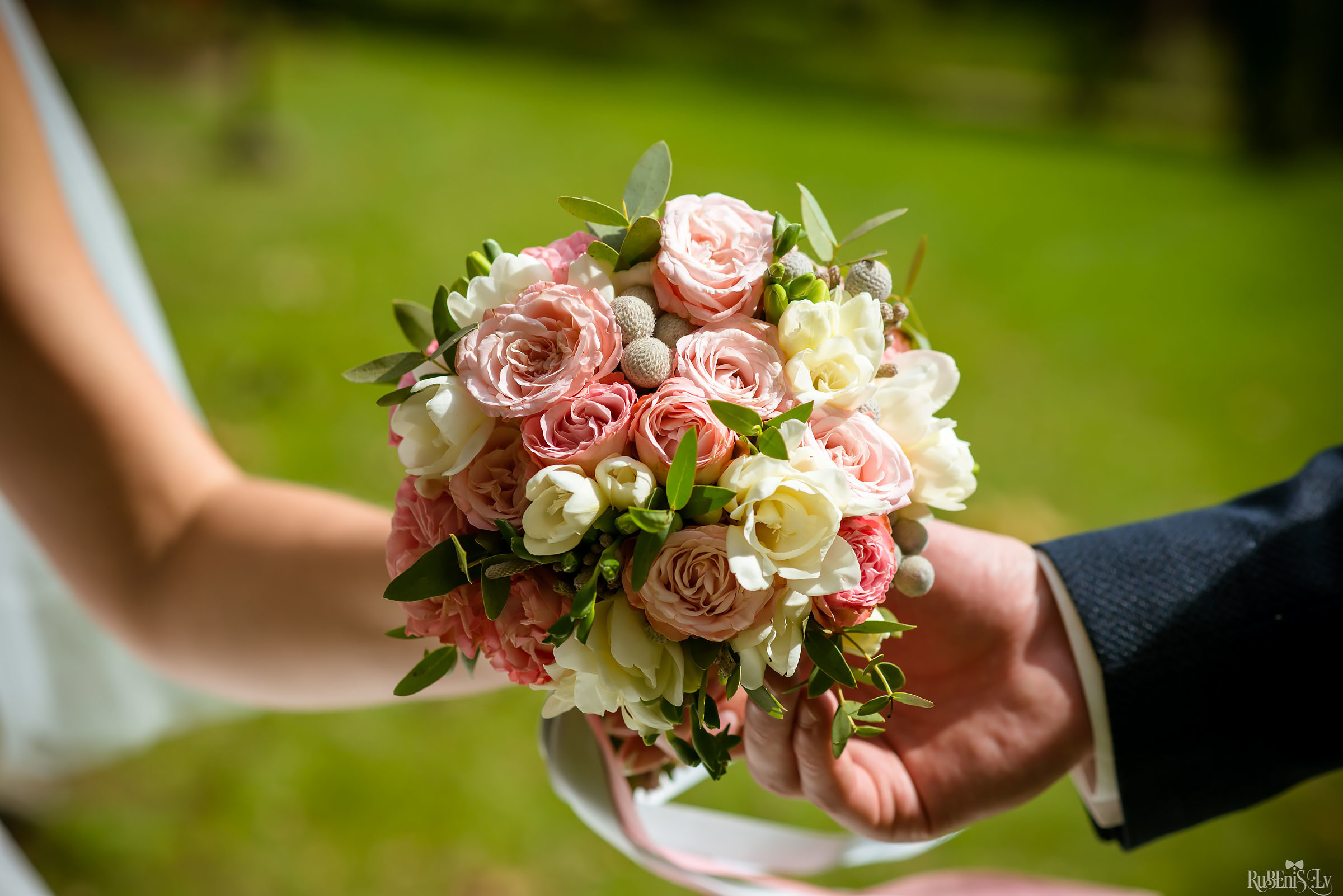 Ольга и Вадим. Фотограф Ромуальд Рубенис и Артемий Сташанс