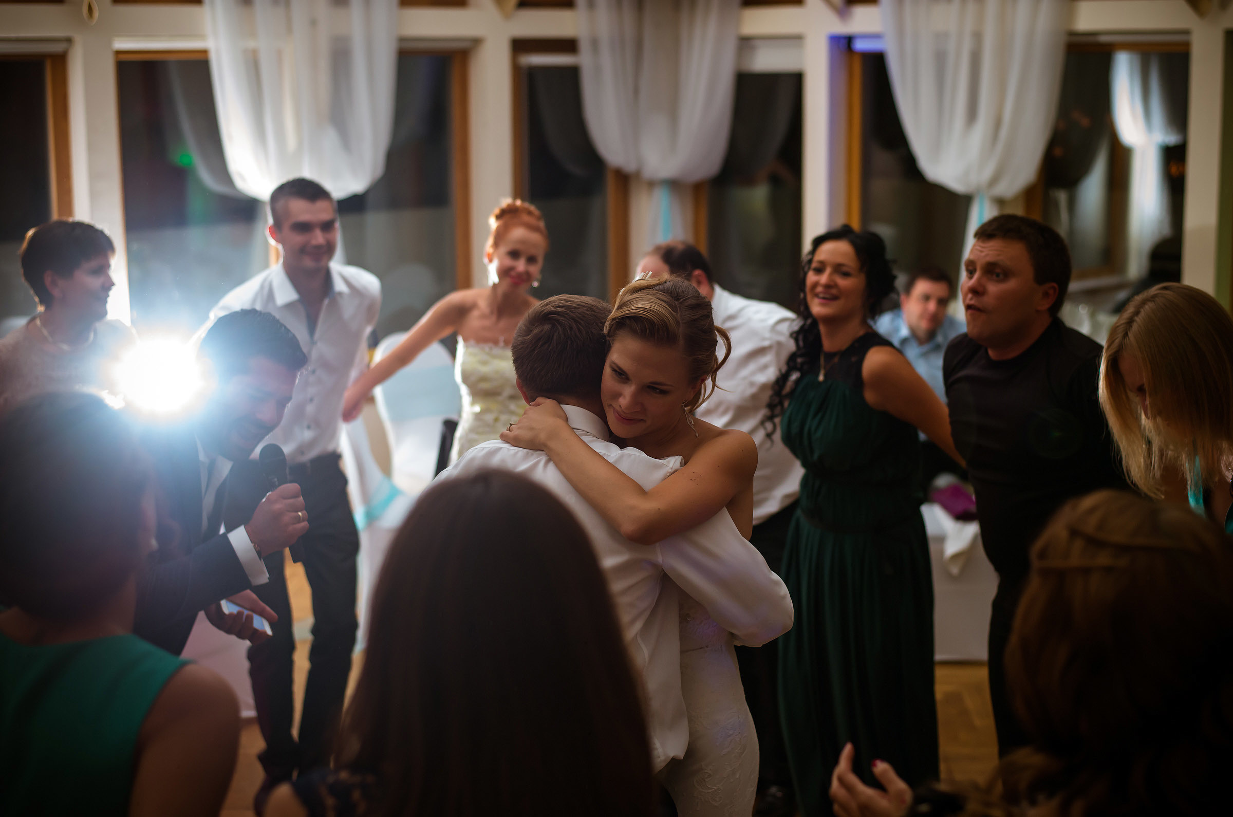 Jekaterina un Nikolajs. Fotogrāfs Romualds Rubenis un Artemijs Stašāns