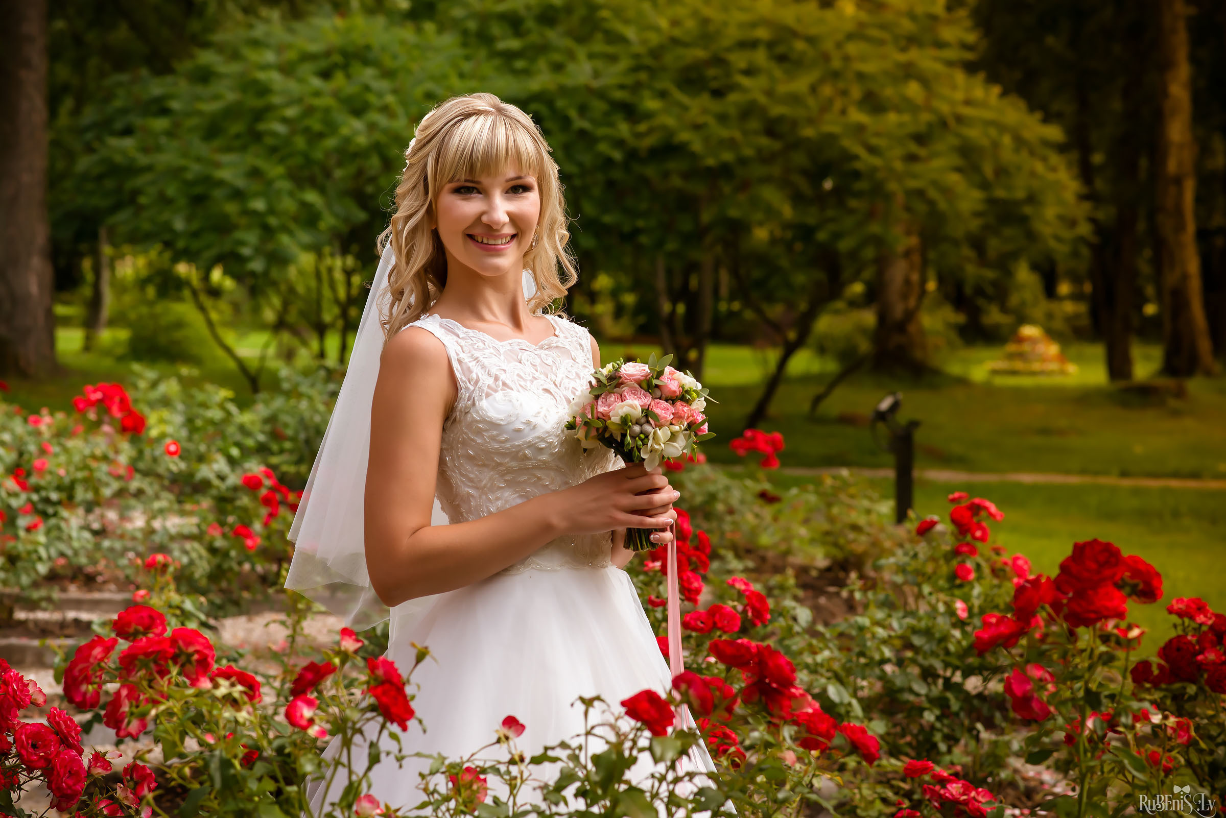 Ольга и Вадим. Фотограф Ромуальд Рубенис и Артемий Сташанс