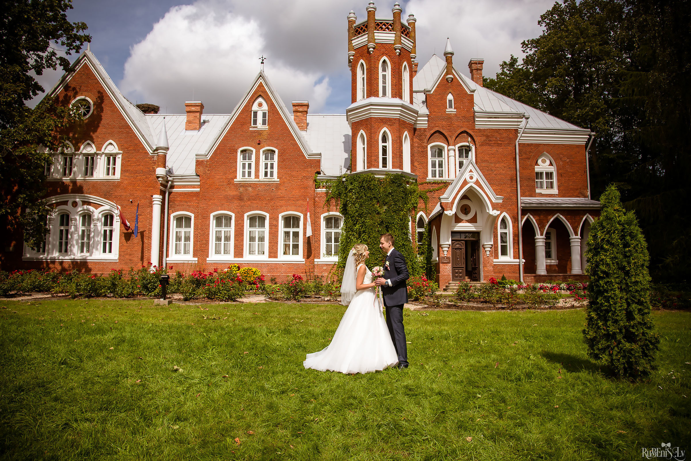 Ольга и Вадим. Фотограф Ромуальд Рубенис и Артемий Сташанс