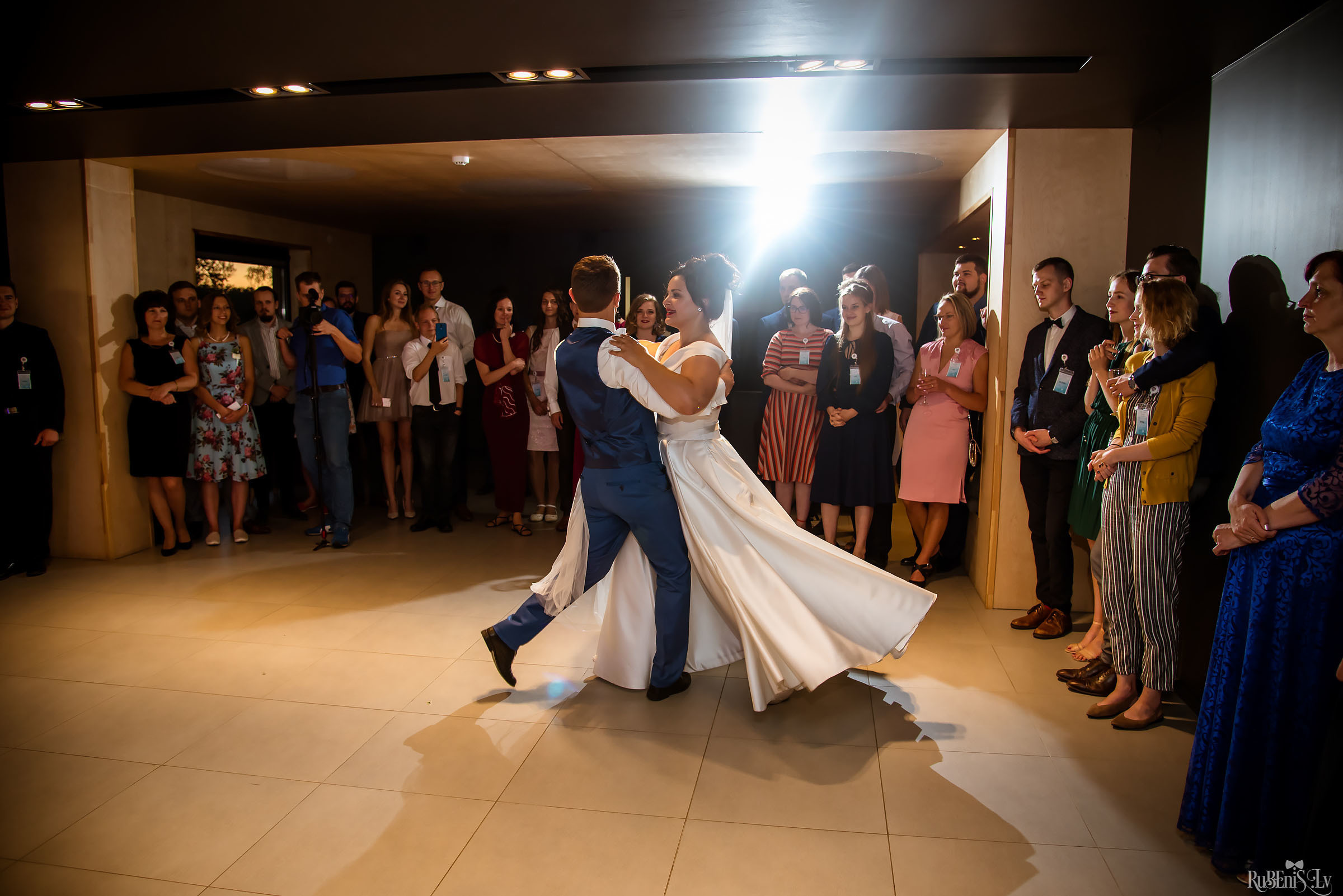 Veronika un Ivars. Fotogrāfs Romualds Rubenis un Artemijs Stašāns