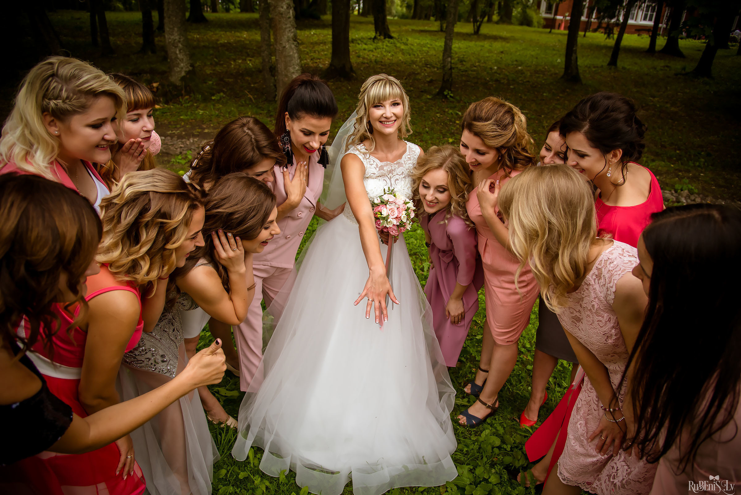 Vadims un Olga. Fotogrāfs Romualds Rubenis un Artemijs Stašāns