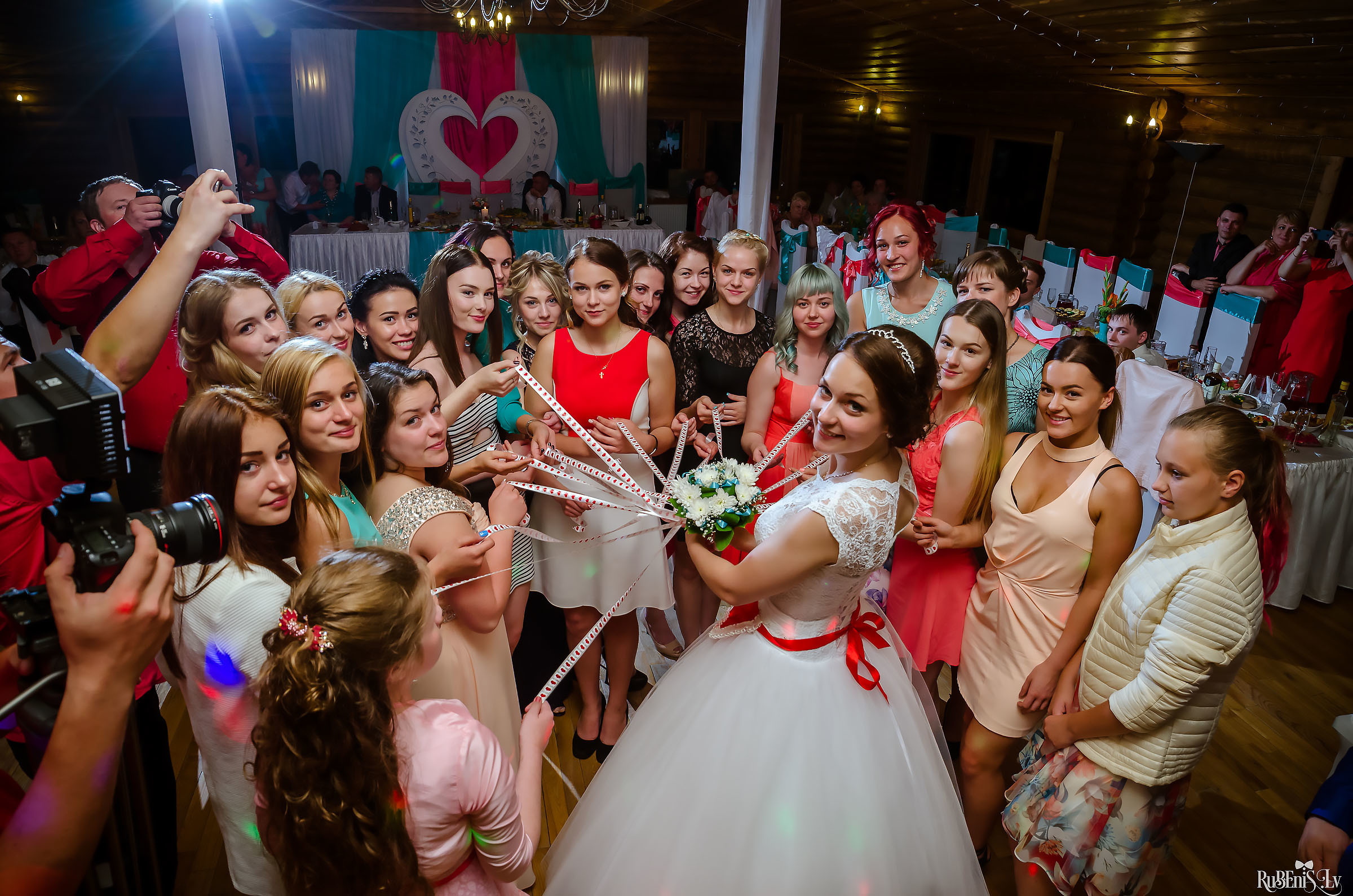 Julija un Edgars. Fotogrāfs Romualds Rubenis un Artemijs Stašāns