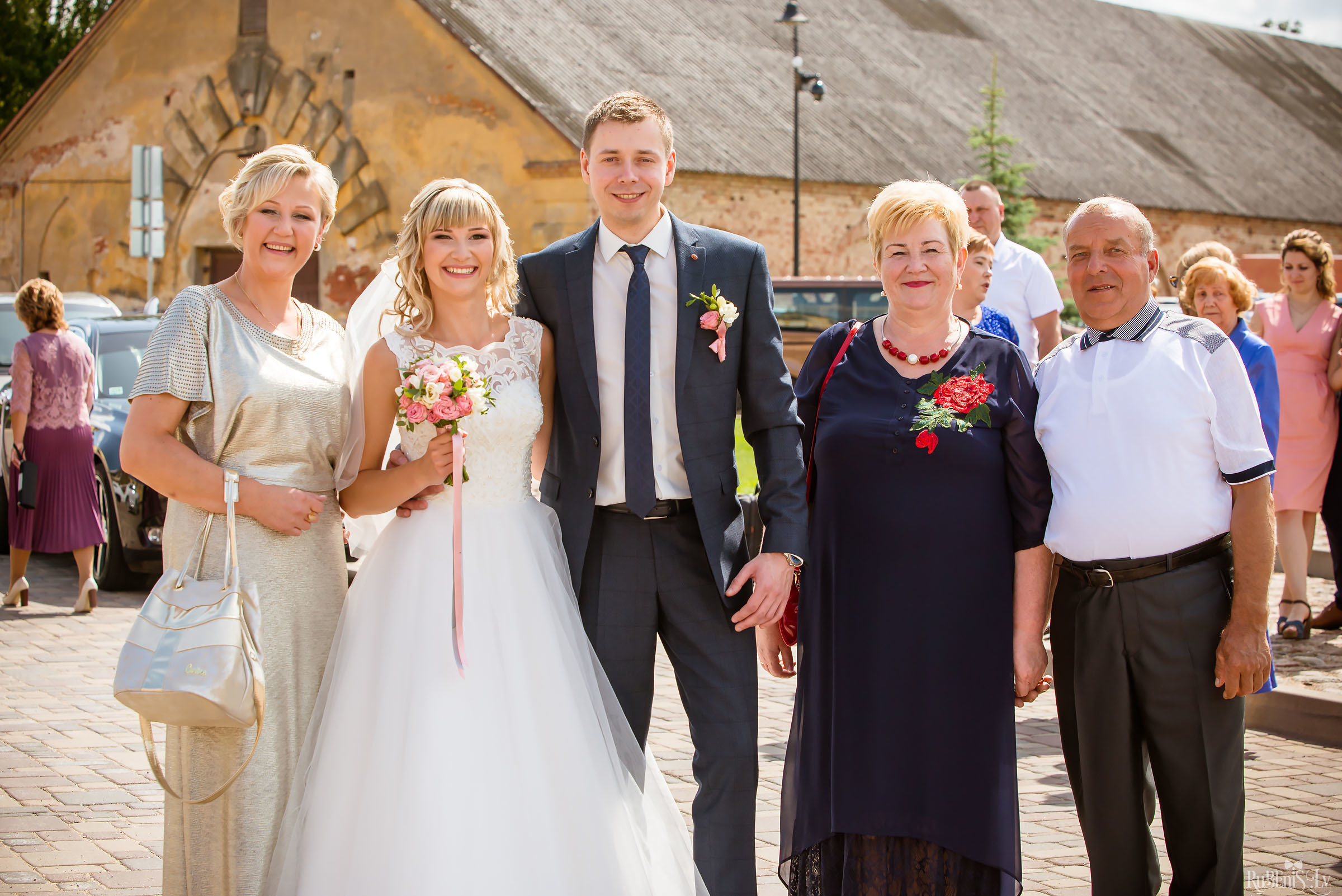Ольга и Вадим. Фотограф Ромуальд Рубенис и Артемий Сташанс