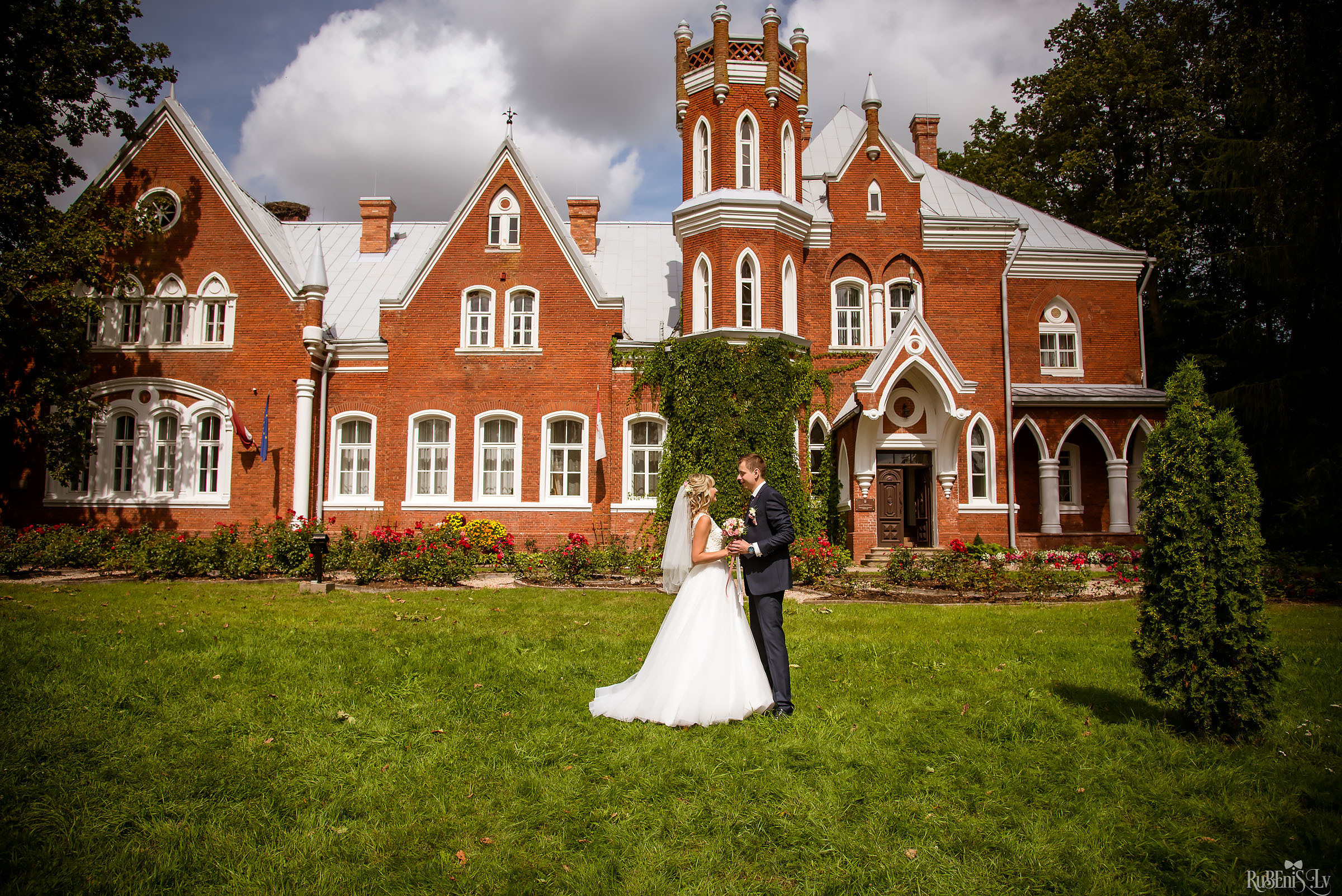 Vadims un Olga. Fotogrāfs Romualds Rubenis un Artemijs Stašāns