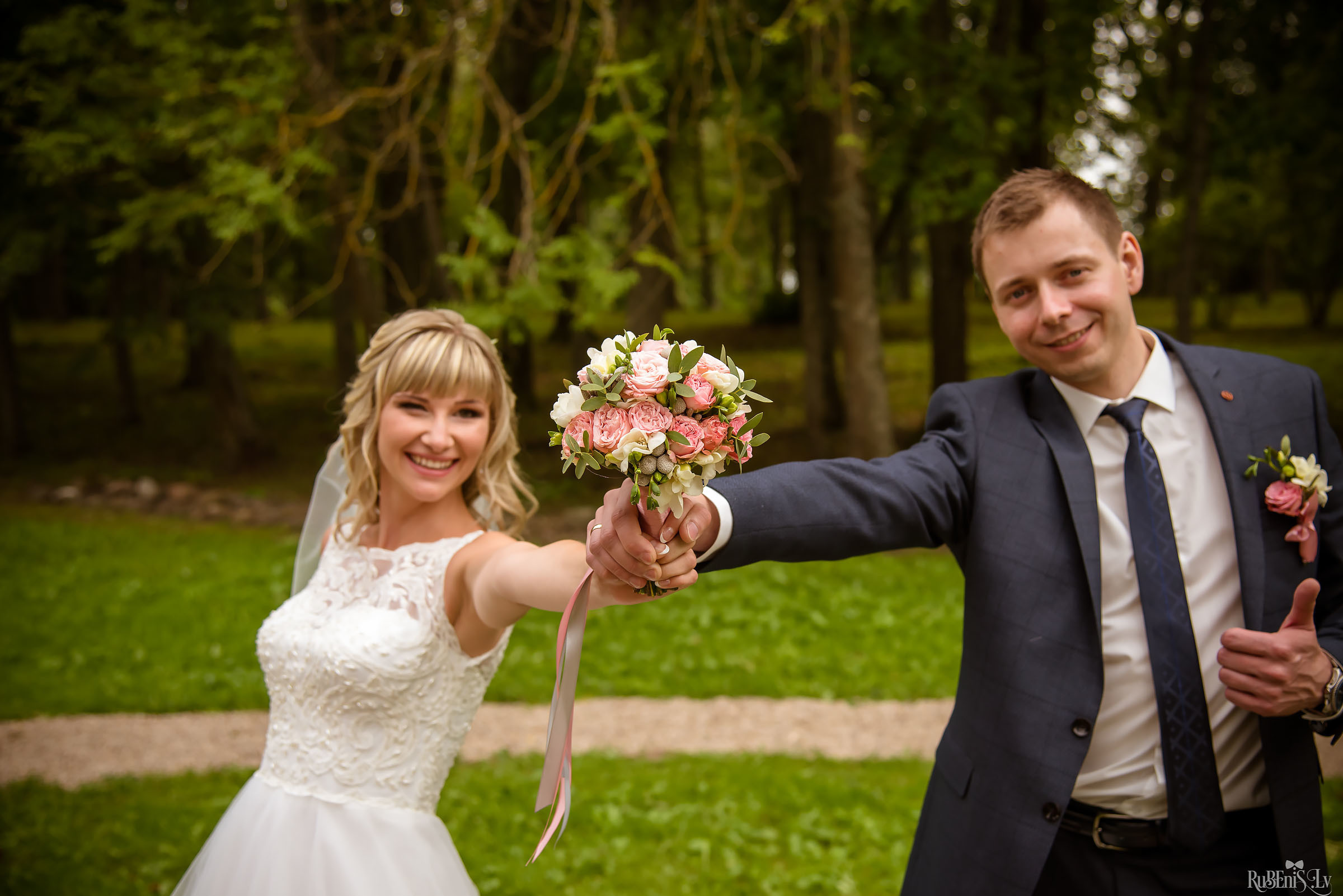 Ольга и Вадим. Фотограф Ромуальд Рубенис и Артемий Сташанс