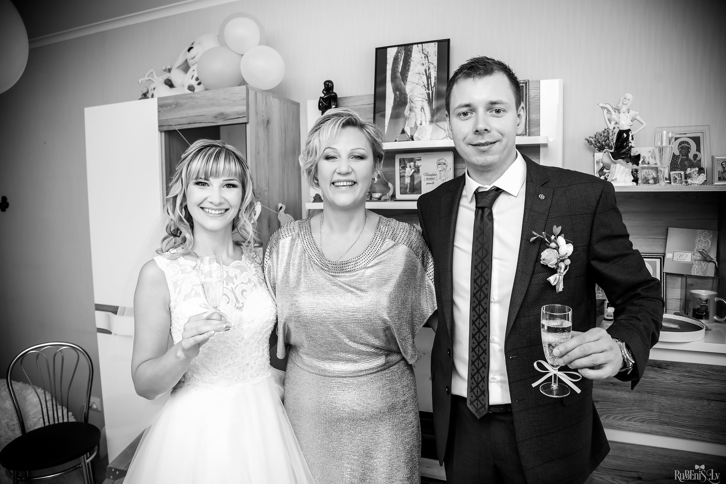 Ольга и Вадим. Фотограф Ромуальд Рубенис и Артемий Сташанс