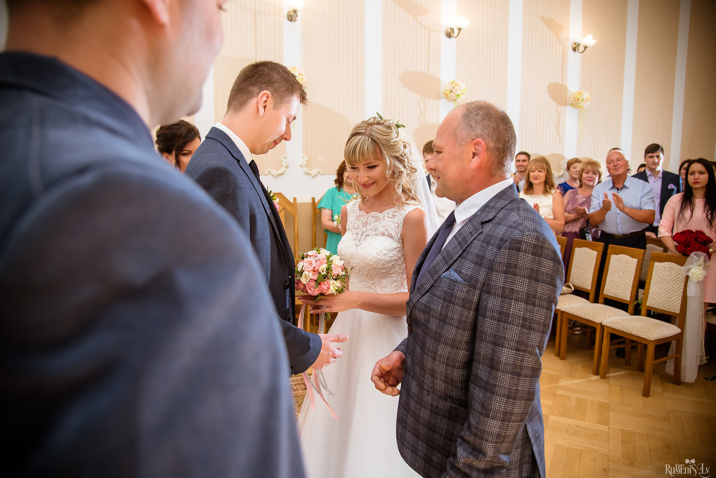 Ольга и Вадим. Фотограф Ромуальд Рубенис и Артемий Сташанс