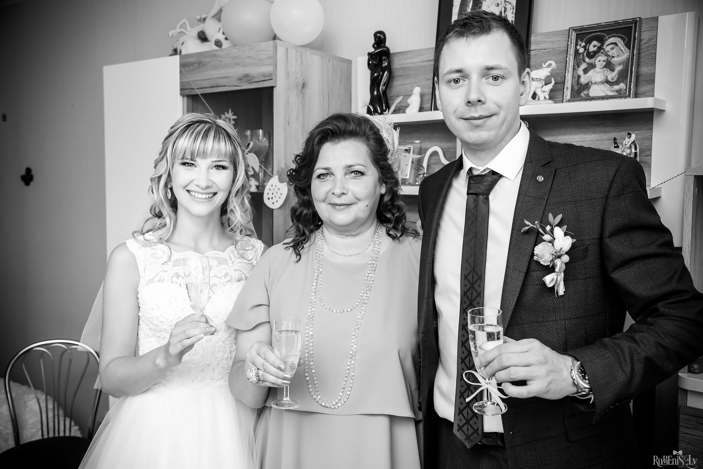 Ольга и Вадим. Фотограф Ромуальд Рубенис и Артемий Сташанс