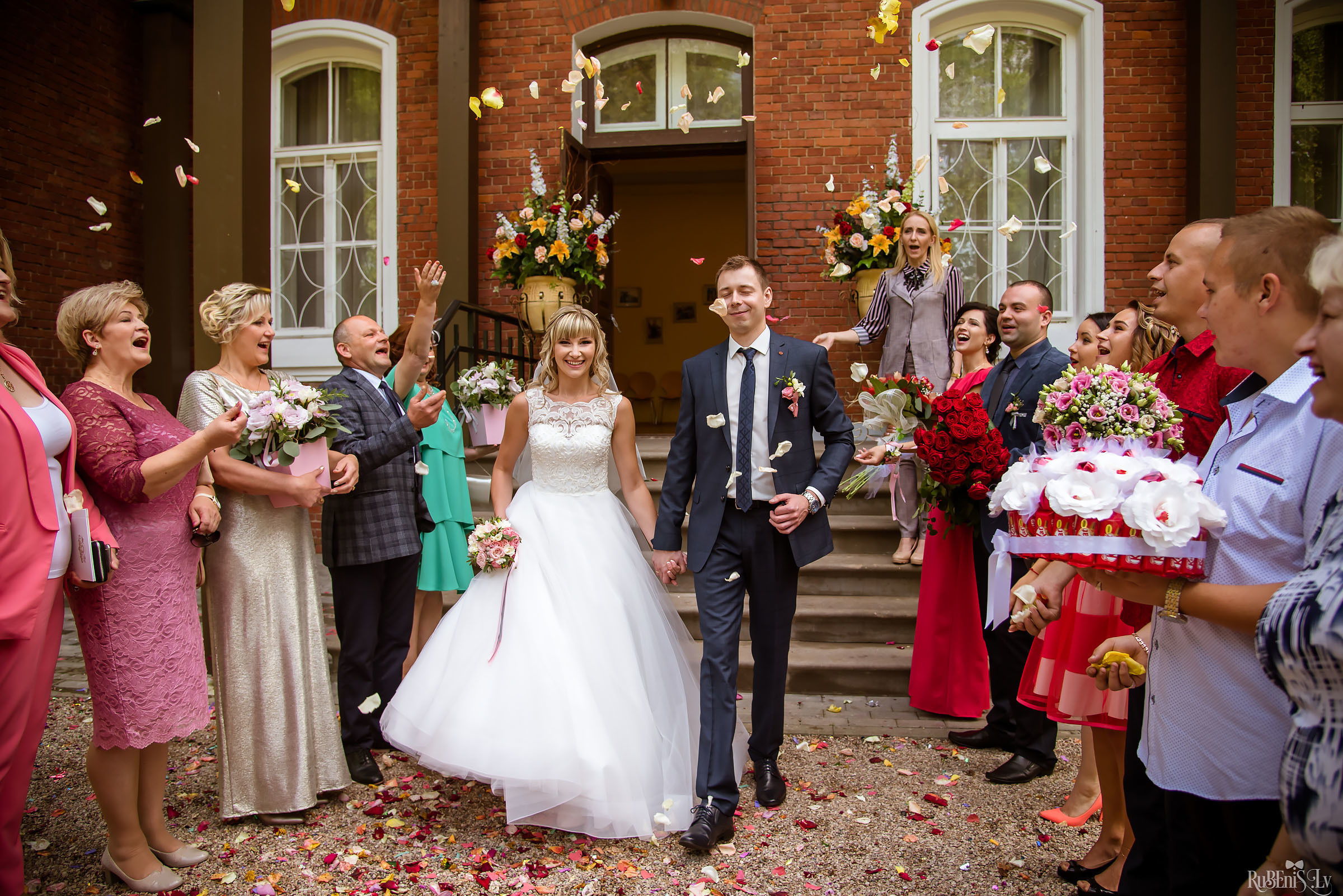 Ольга и Вадим. Фотограф Ромуальд Рубенис и Артемий Сташанс