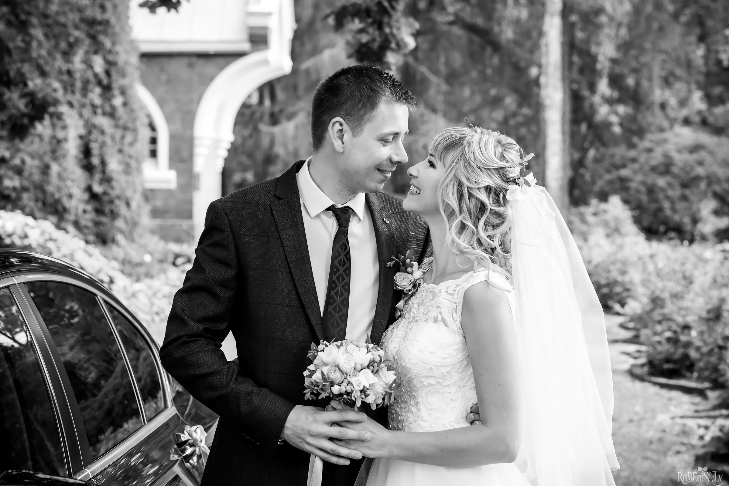 Ольга и Вадим. Фотограф Ромуальд Рубенис и Артемий Сташанс