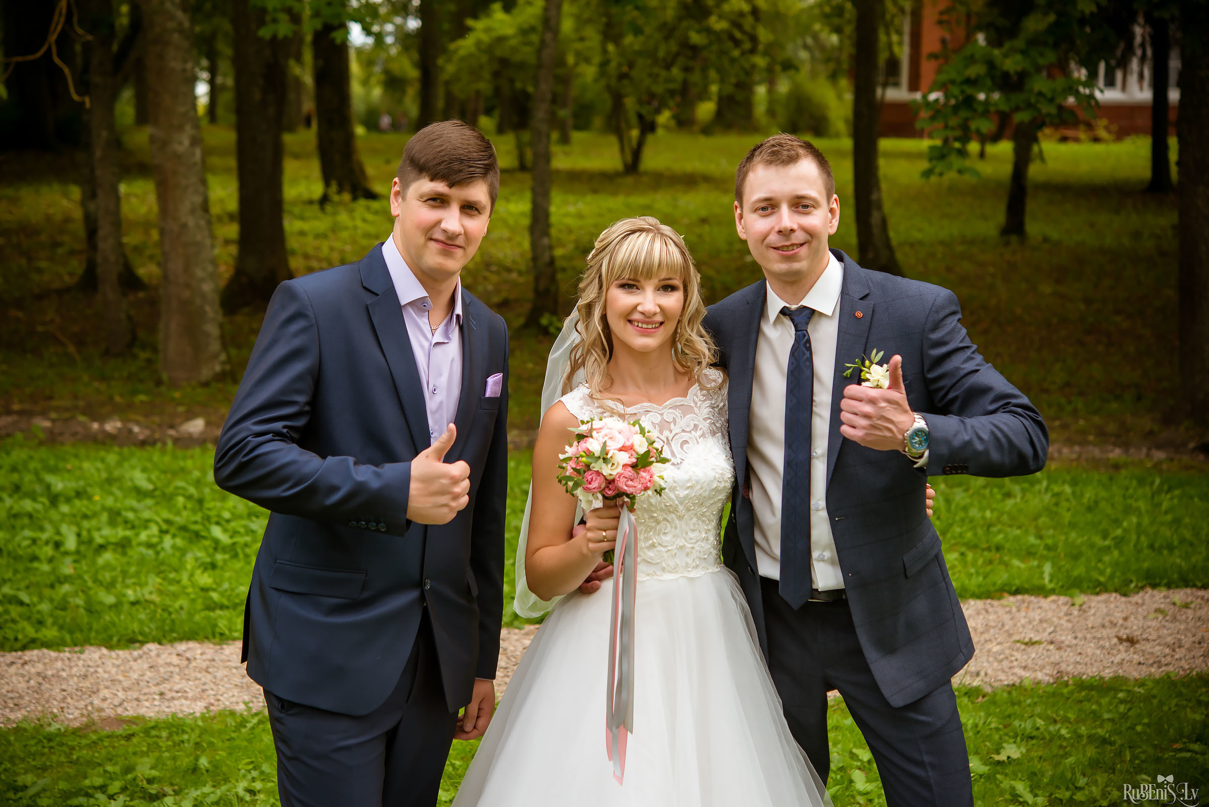 Ольга и Вадим. Фотограф Ромуальд Рубенис и Артемий Сташанс