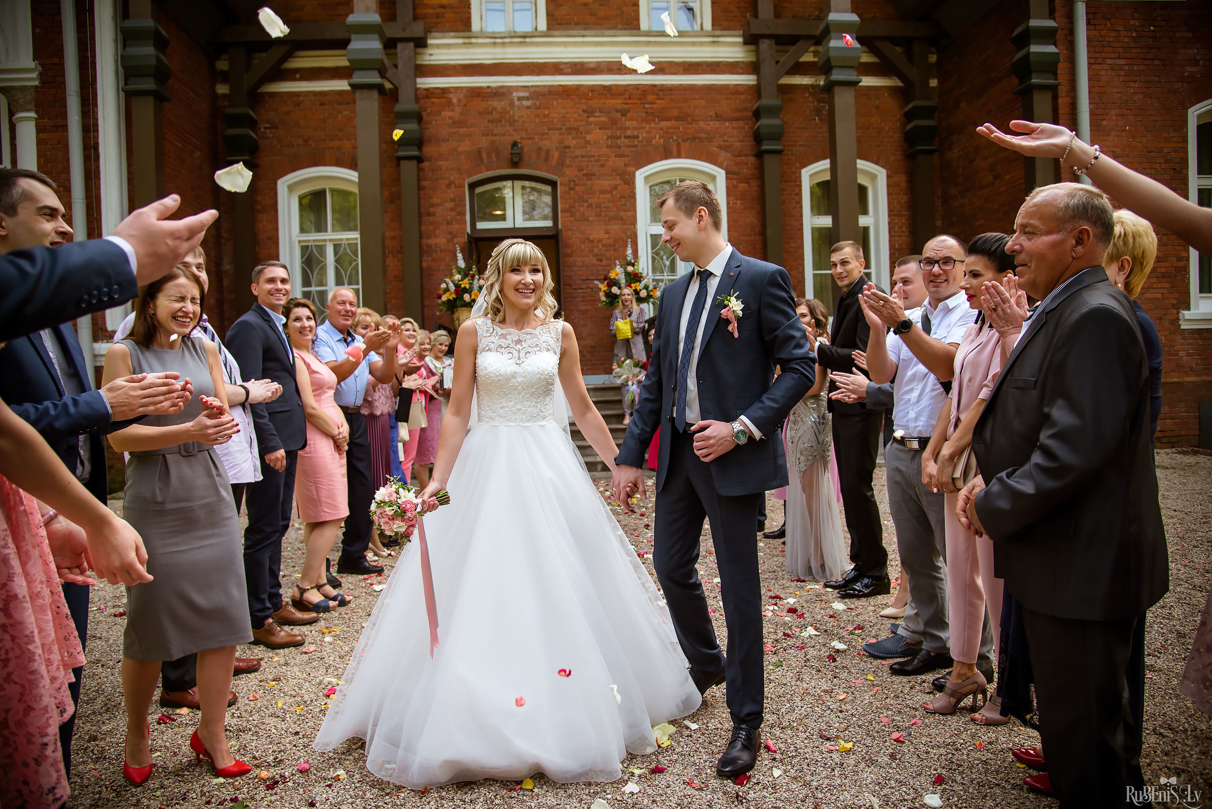 Ольга и Вадим. Фотограф Ромуальд Рубенис и Артемий Сташанс