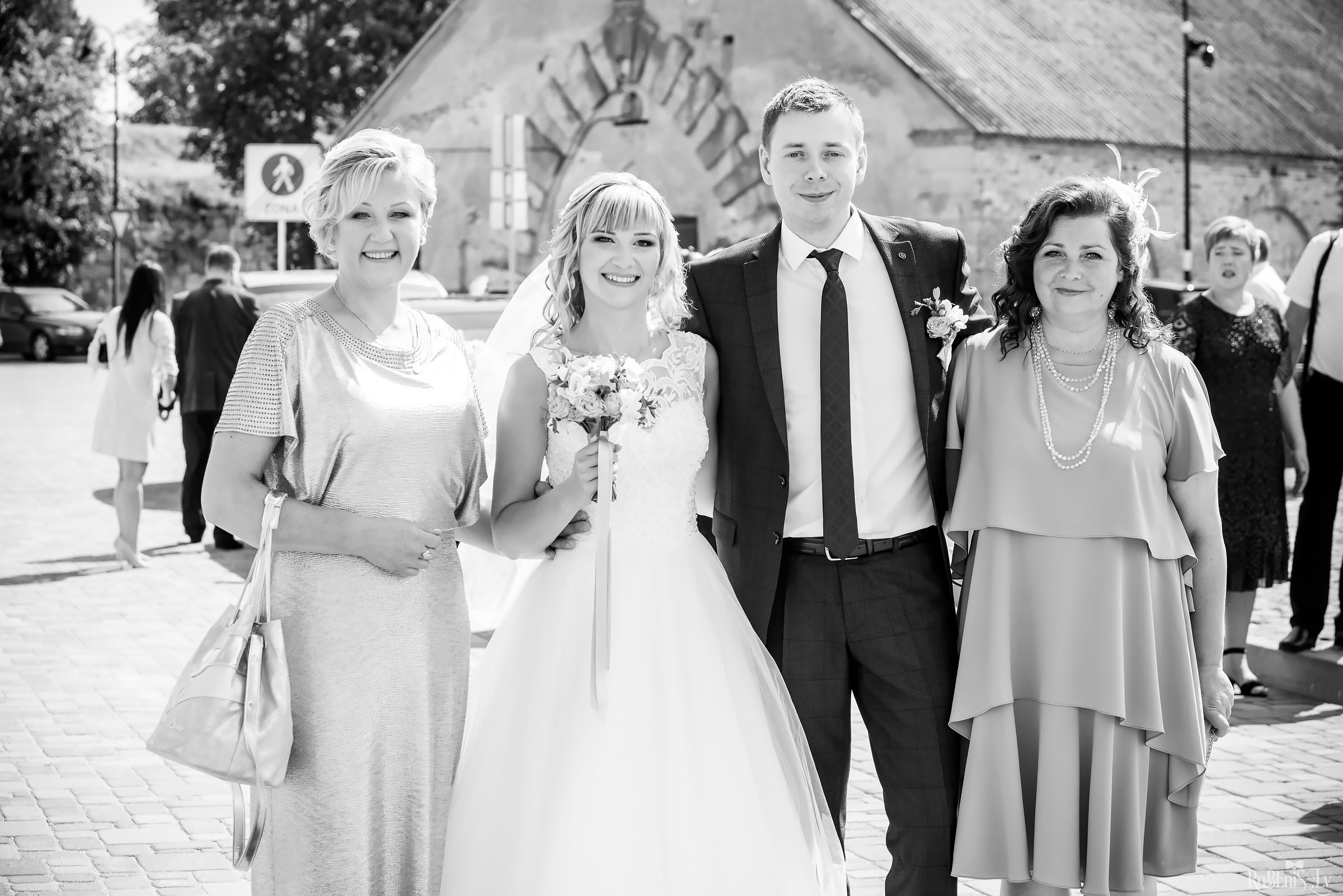 Ольга и Вадим. Фотограф Ромуальд Рубенис и Артемий Сташанс