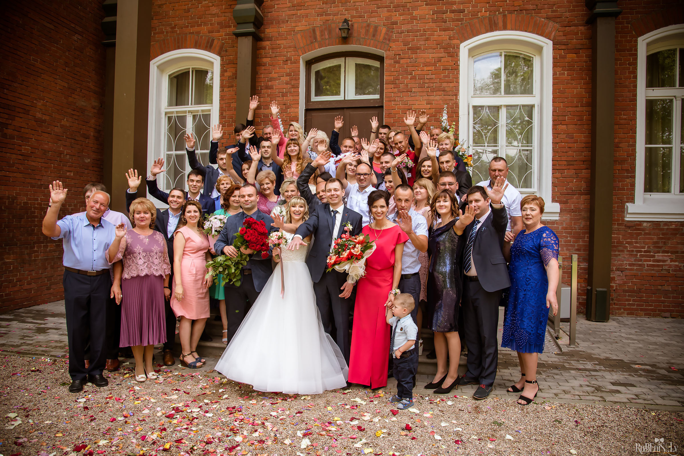 Ольга и Вадим. Фотограф Ромуальд Рубенис и Артемий Сташанс