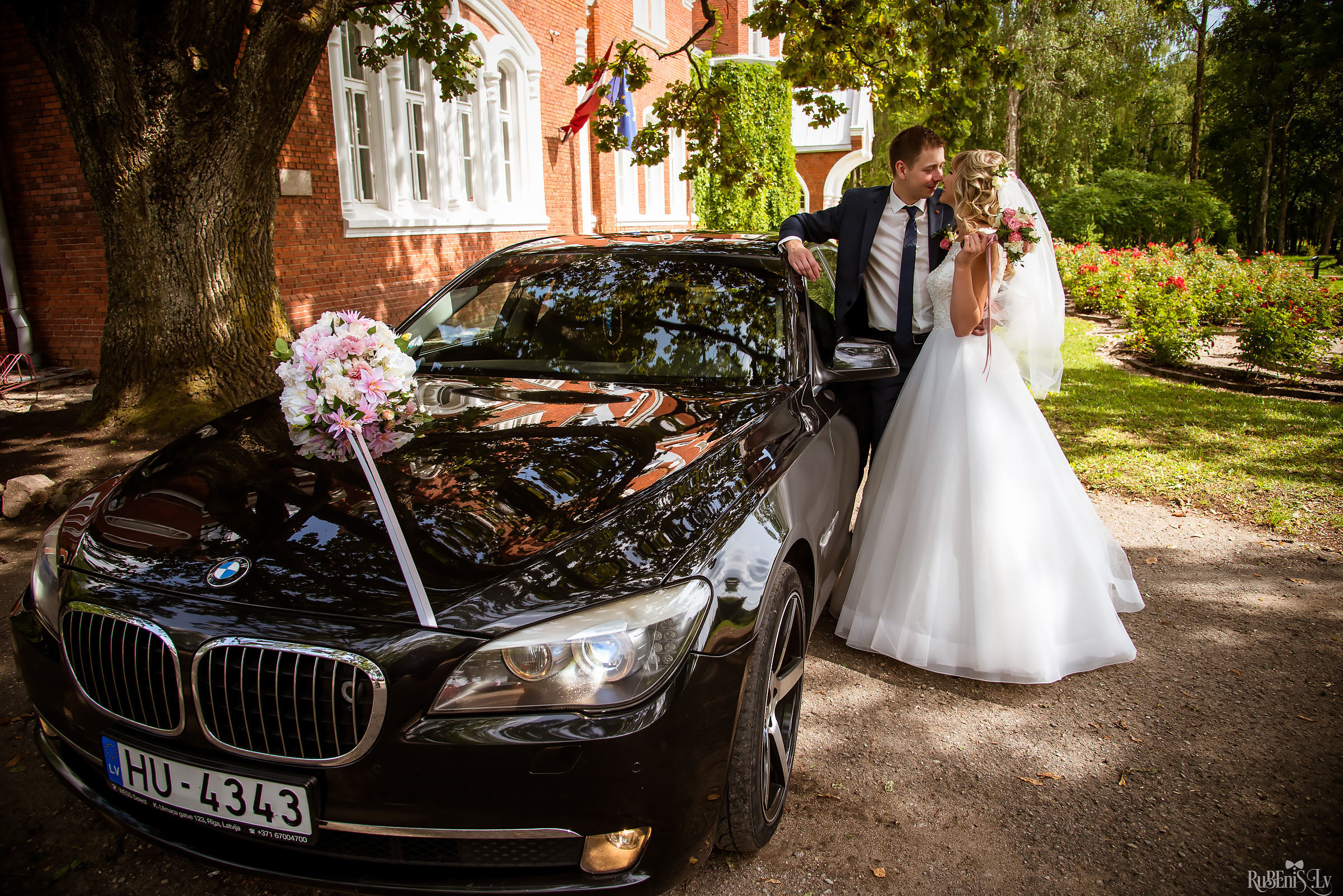 Vadims un Olga. Fotogrāfs Romualds Rubenis un Artemijs Stašāns