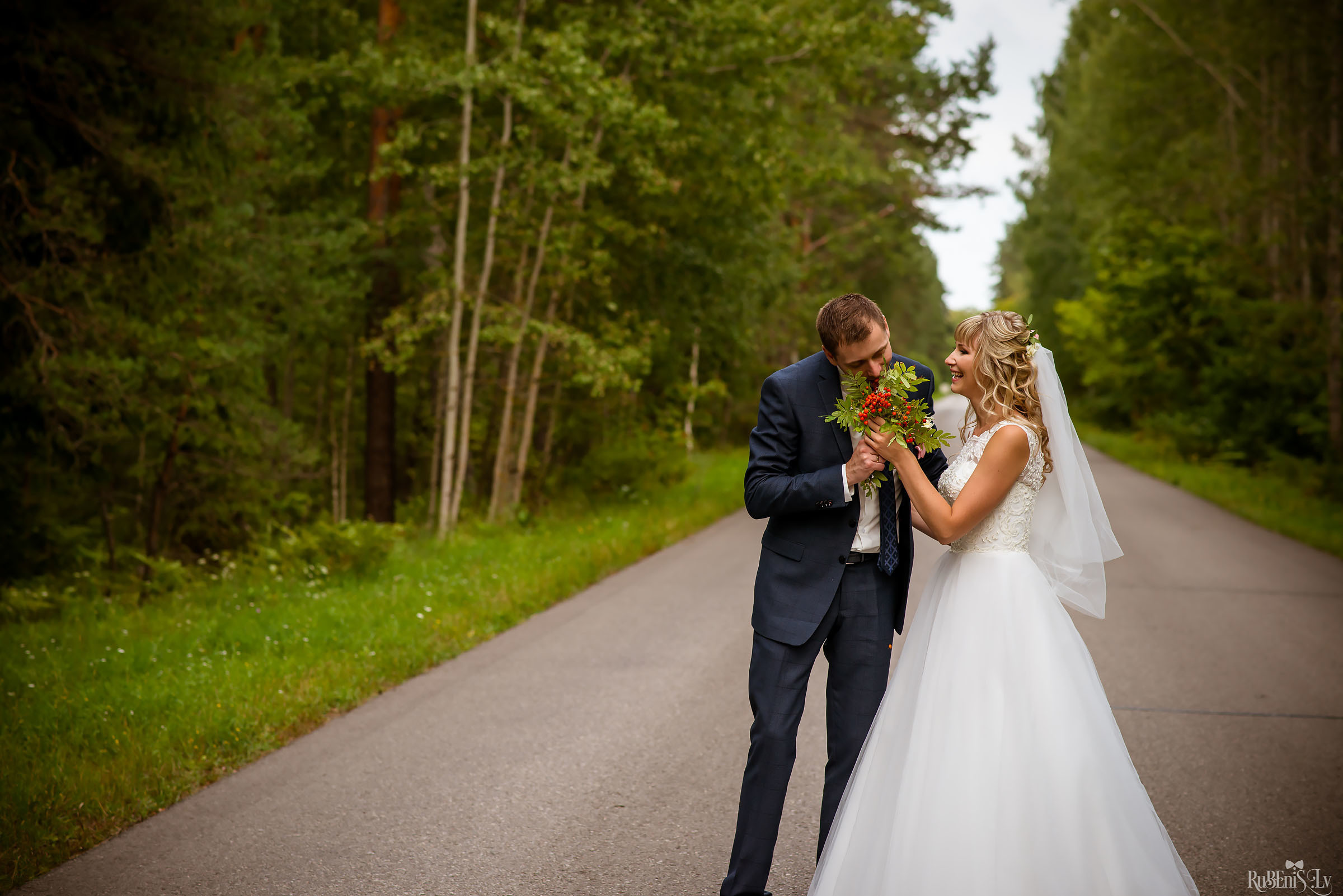 Vadims un Olga. Fotogrāfs Romualds Rubenis un Artemijs Stašāns