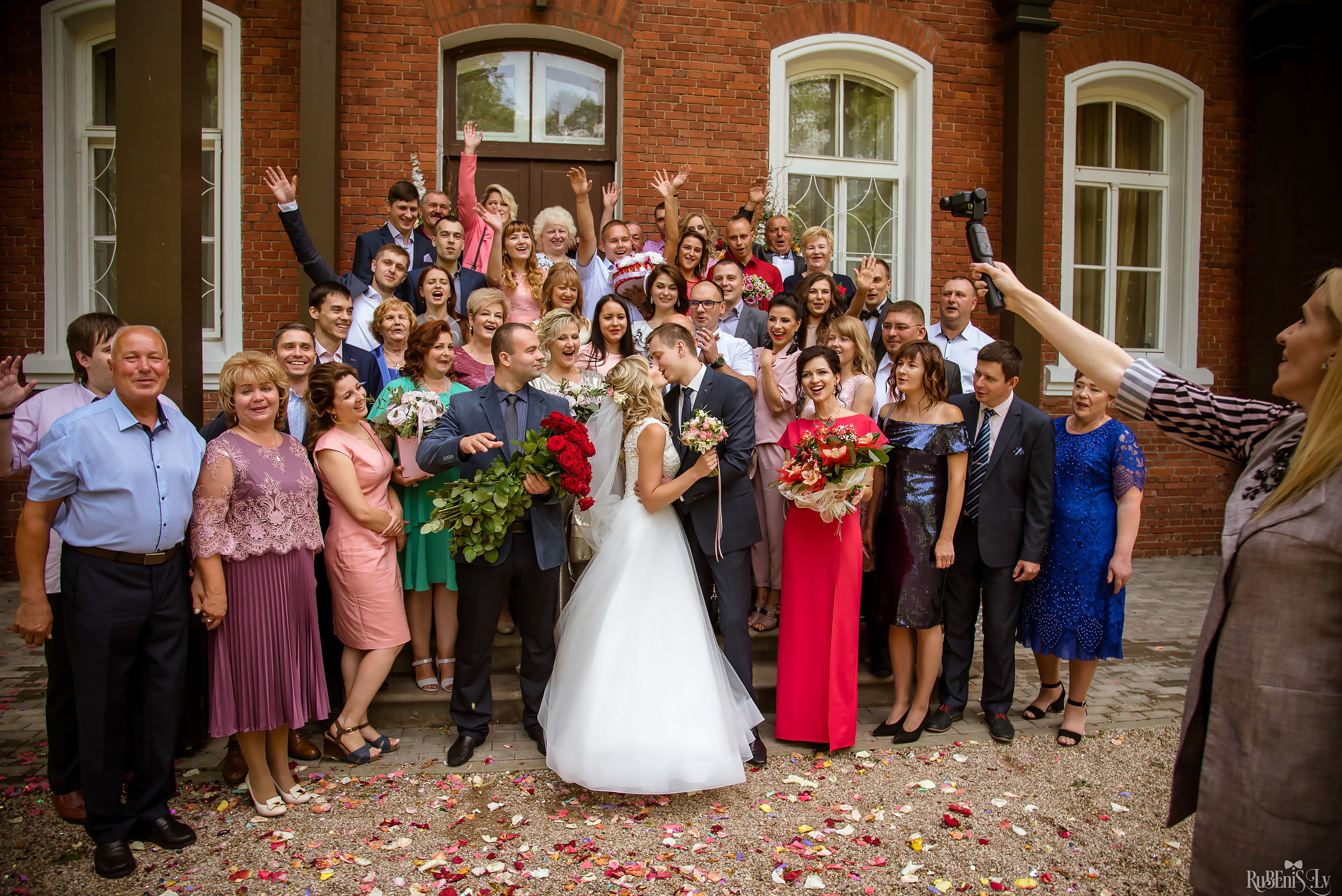 Ольга и Вадим. Фотограф Ромуальд Рубенис и Артемий Сташанс