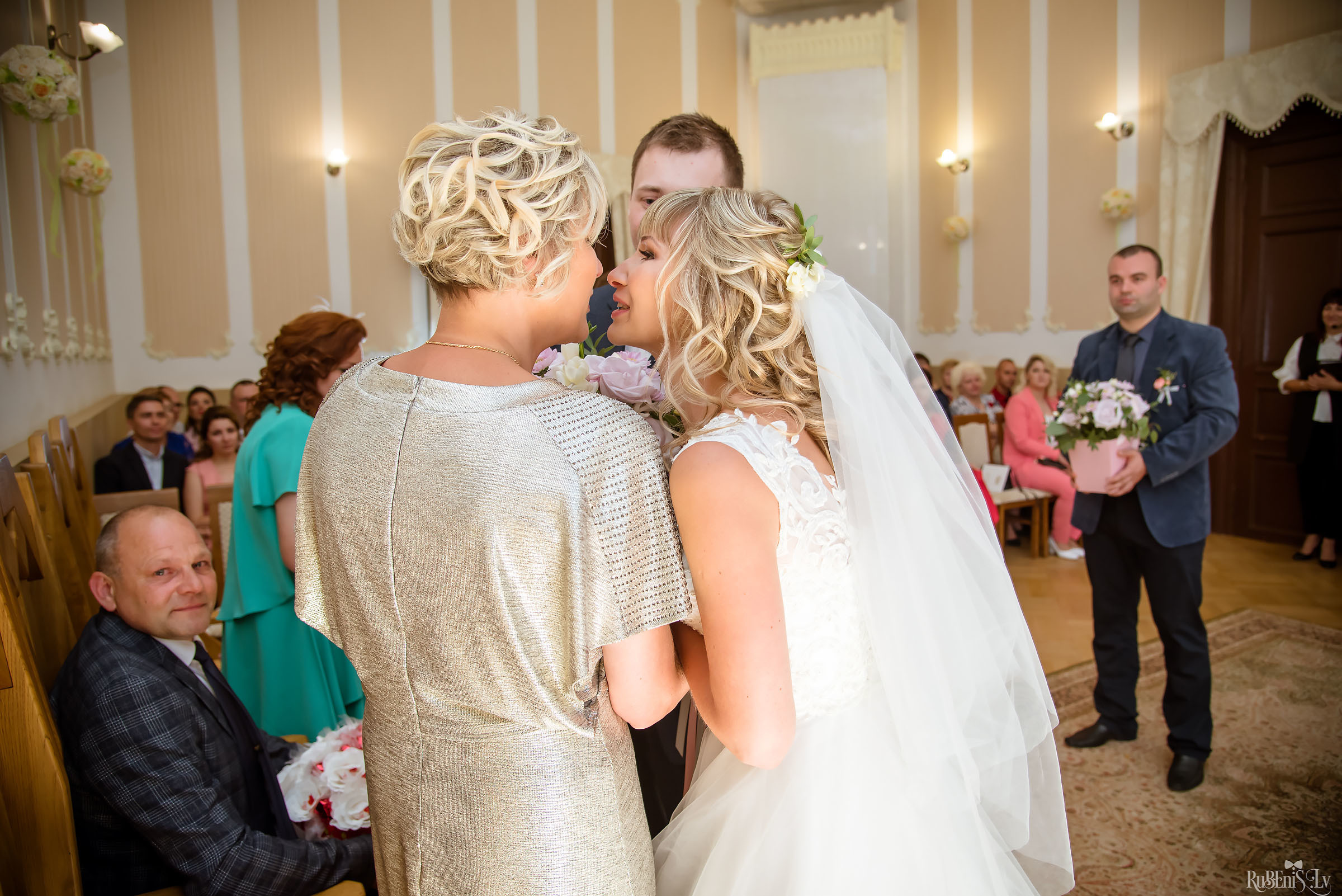 Ольга и Вадим. Фотограф Ромуальд Рубенис и Артемий Сташанс