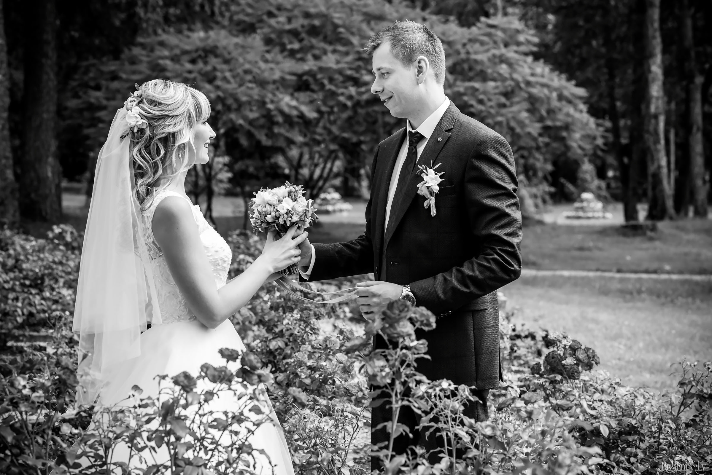 Ольга и Вадим. Фотограф Ромуальд Рубенис и Артемий Сташанс