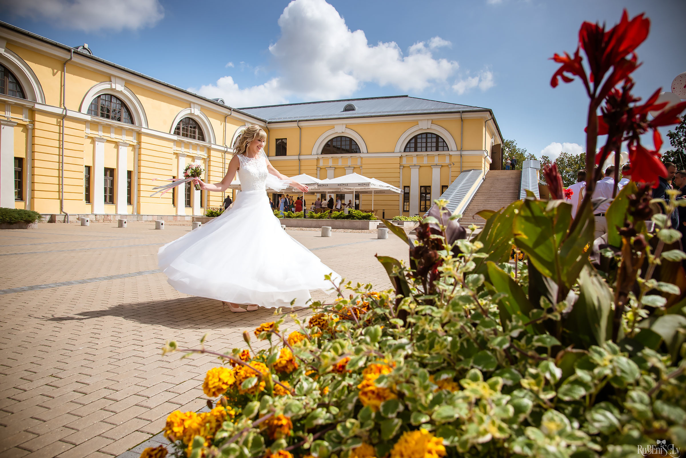 Ольга и Вадим. Фотограф Ромуальд Рубенис и Артемий Сташанс