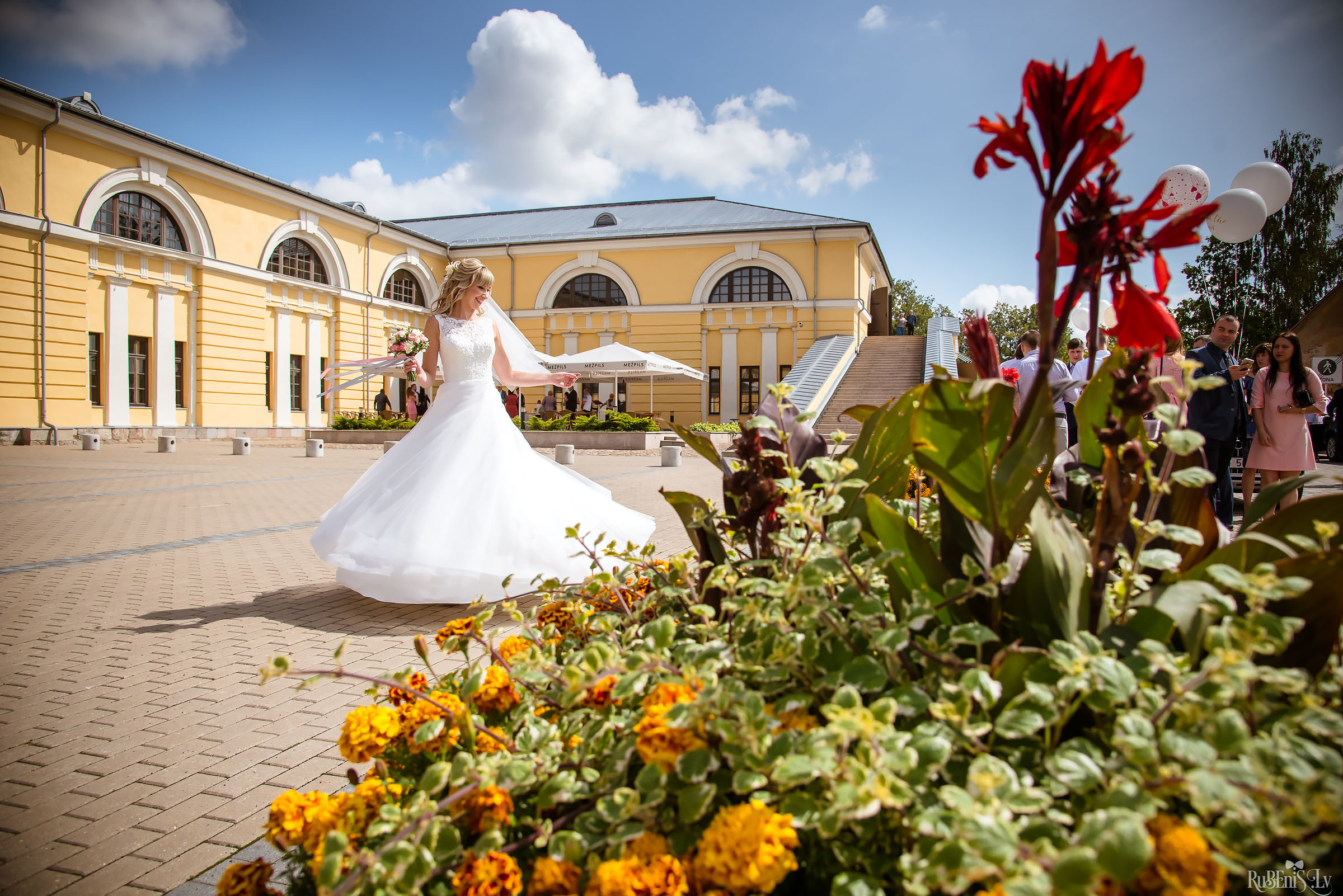 Ольга и Вадим. Фотограф Ромуальд Рубенис и Артемий Сташанс