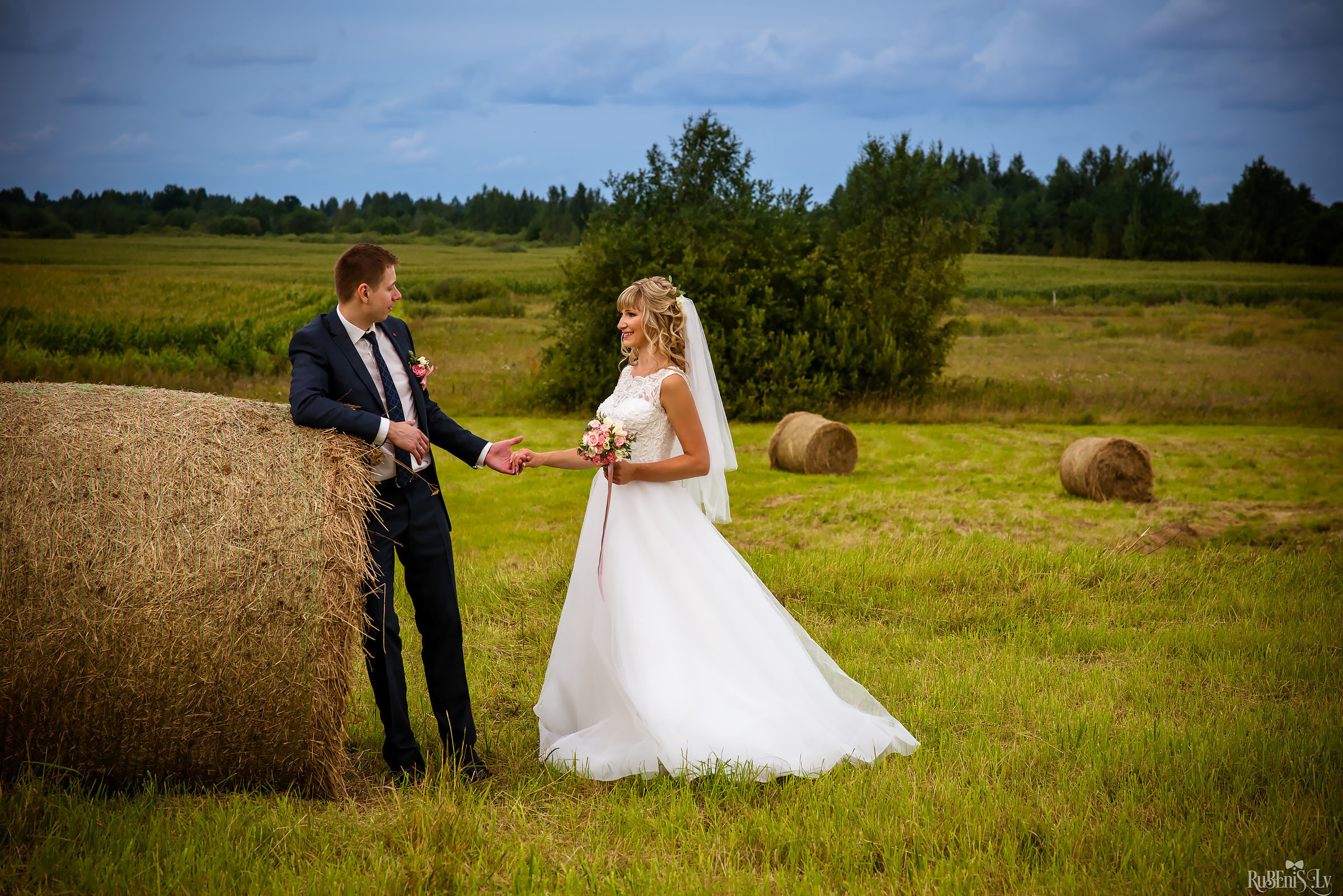 Vadims un Olga. Fotogrāfs Romualds Rubenis un Artemijs Stašāns
