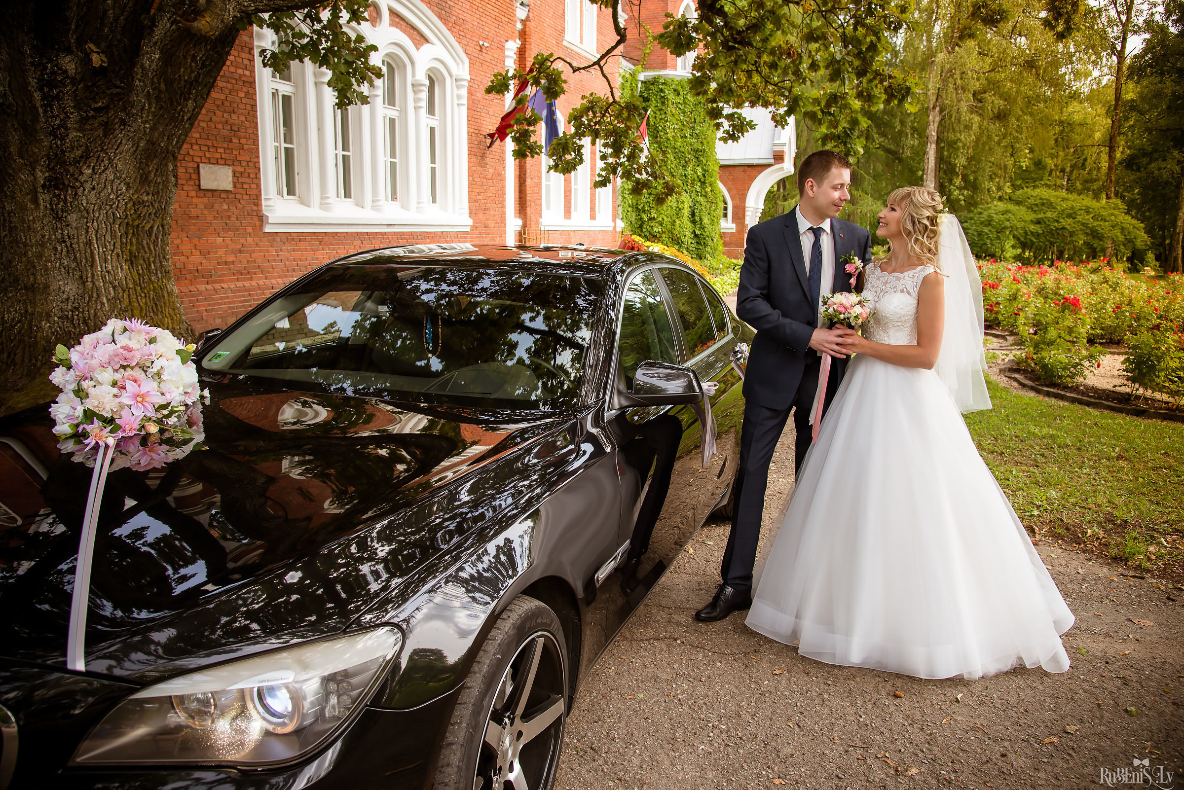 Ольга и Вадим. Фотограф Ромуальд Рубенис и Артемий Сташанс