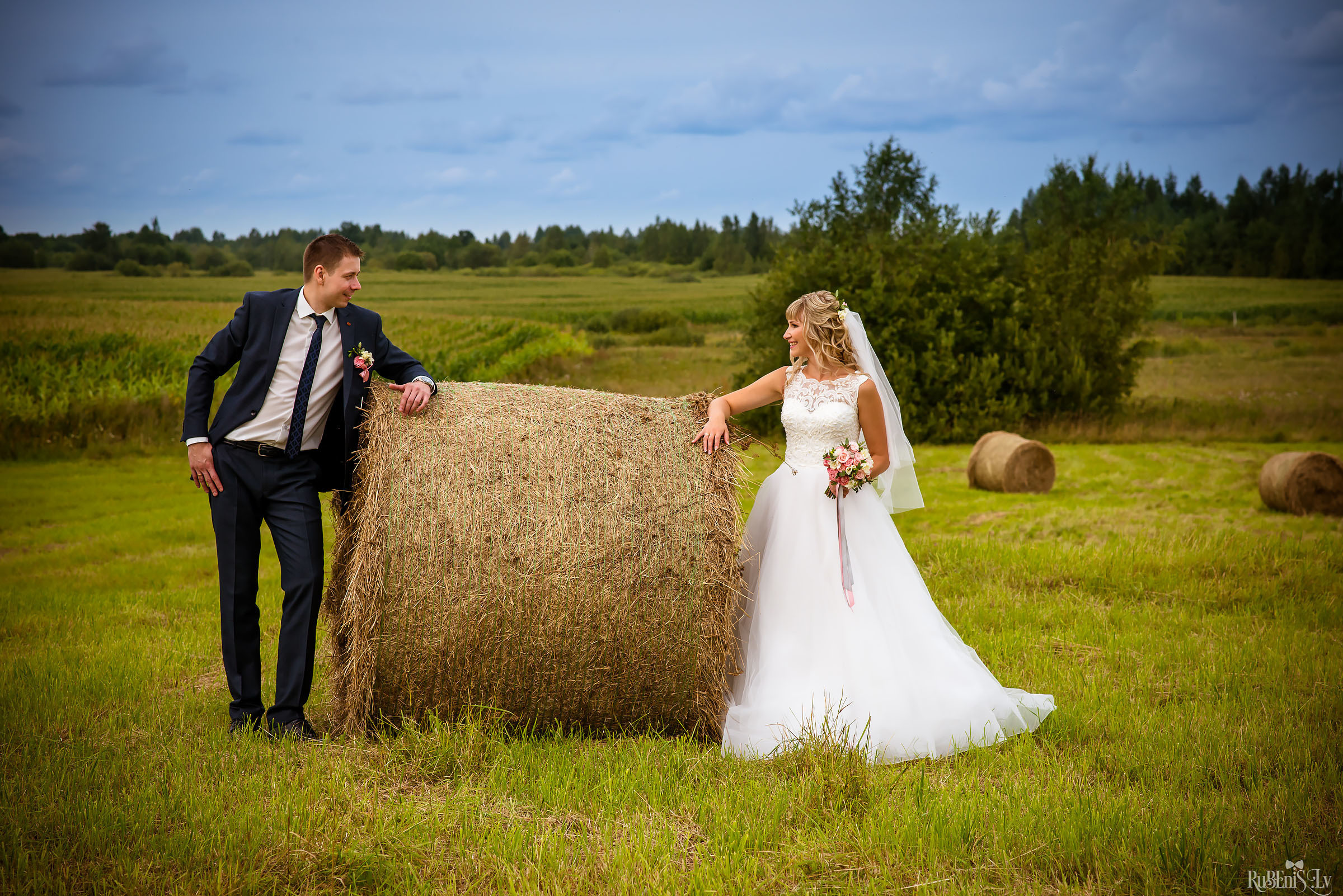 Vadims un Olga. Fotogrāfs Romualds Rubenis un Artemijs Stašāns