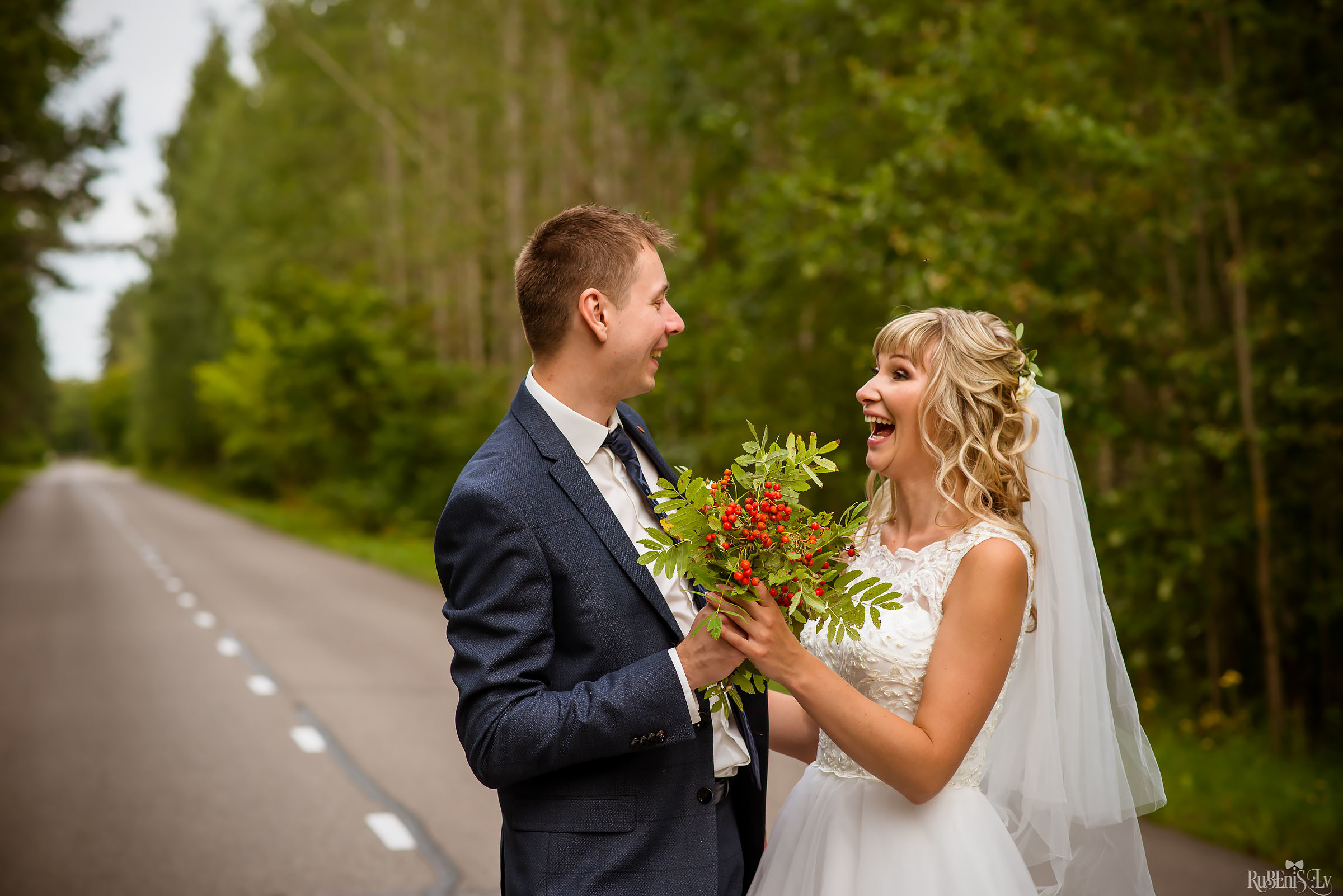 Vadims un Olga. Fotogrāfs Romualds Rubenis un Artemijs Stašāns