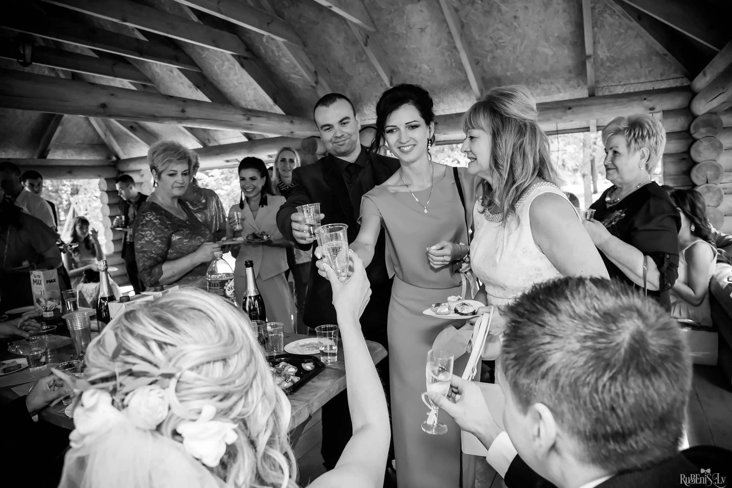 Ольга и Вадим. Фотограф Ромуальд Рубенис и Артемий Сташанс