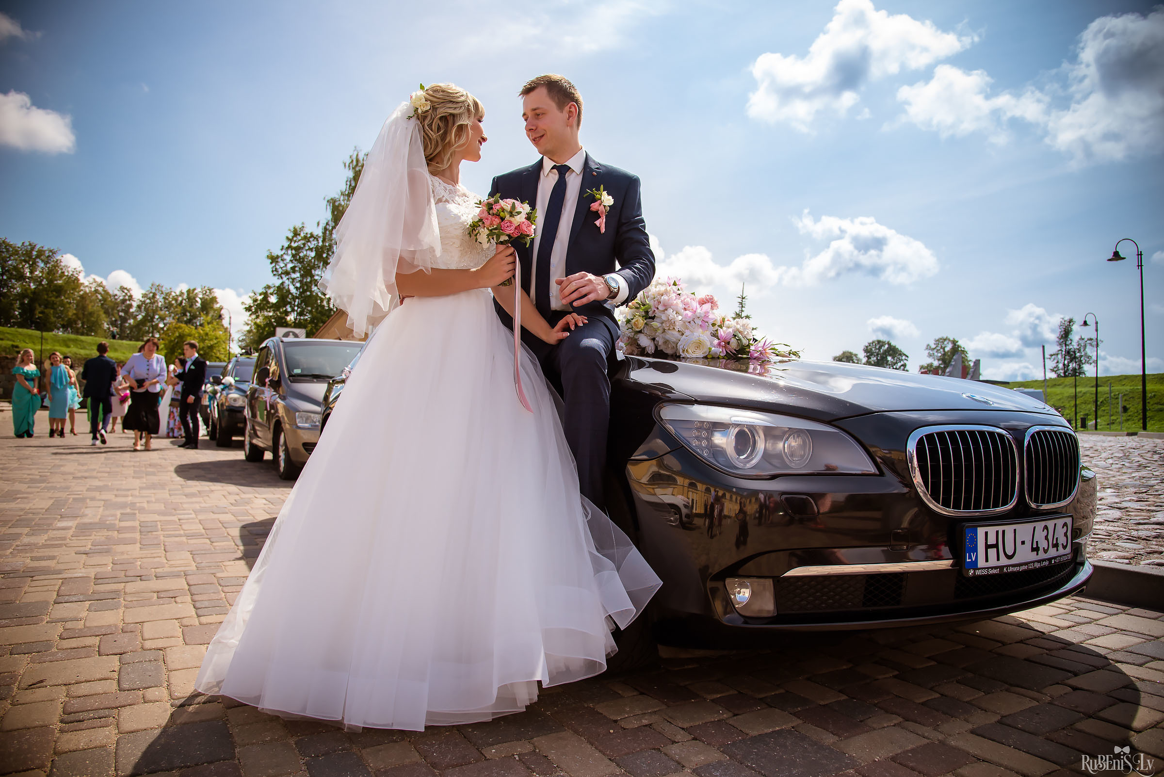 Ольга и Вадим. Фотограф Ромуальд Рубенис и Артемий Сташанс