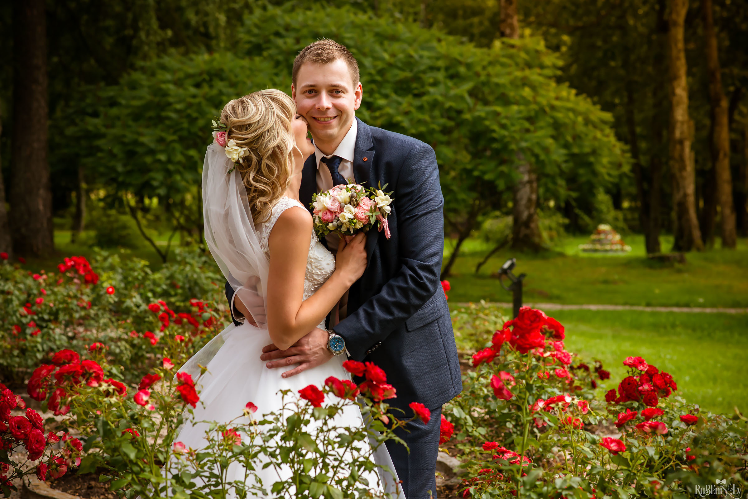 Ольга и Вадим. Фотограф Ромуальд Рубенис и Артемий Сташанс